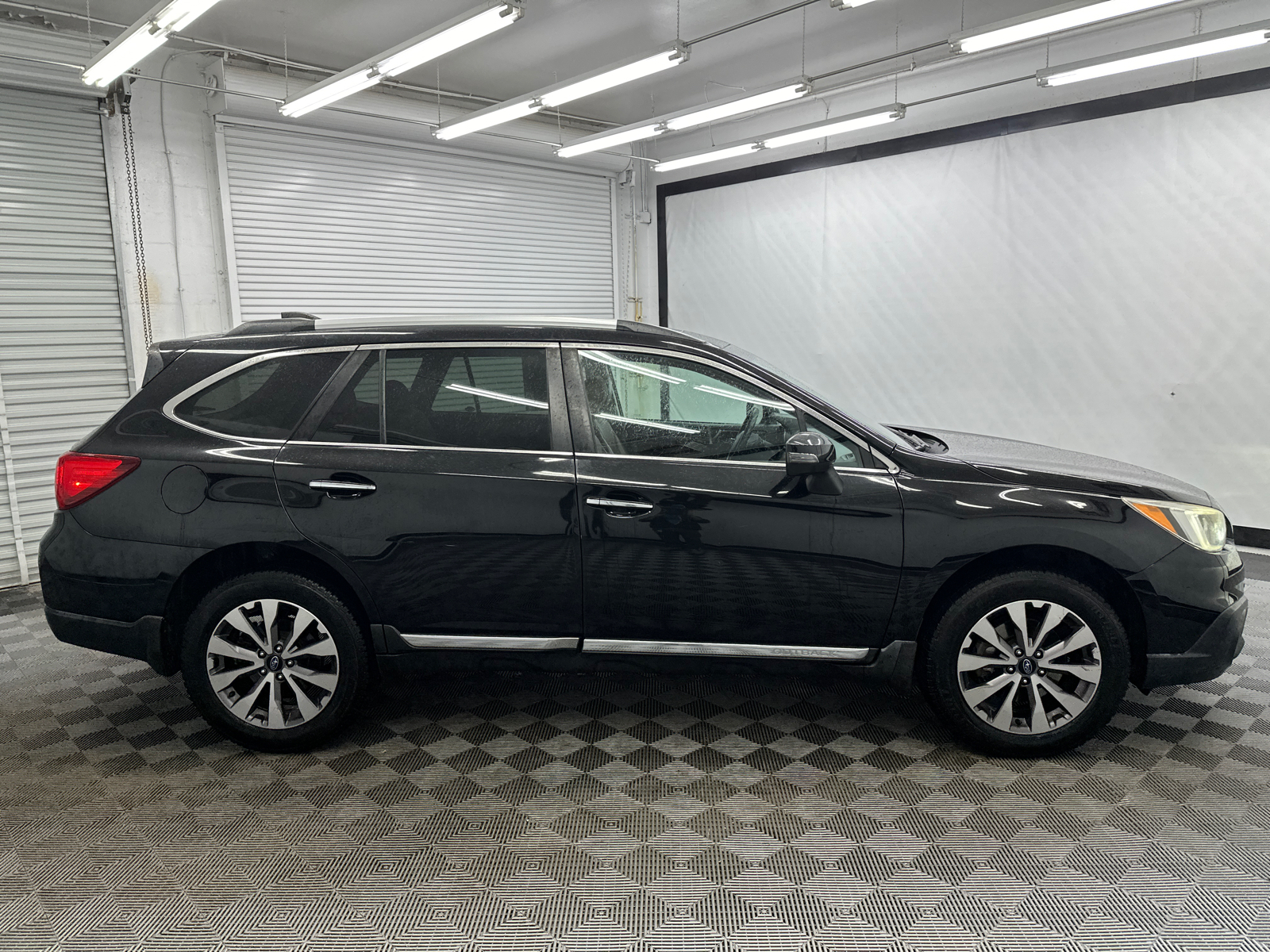 2017 Subaru Outback 2.5i 6