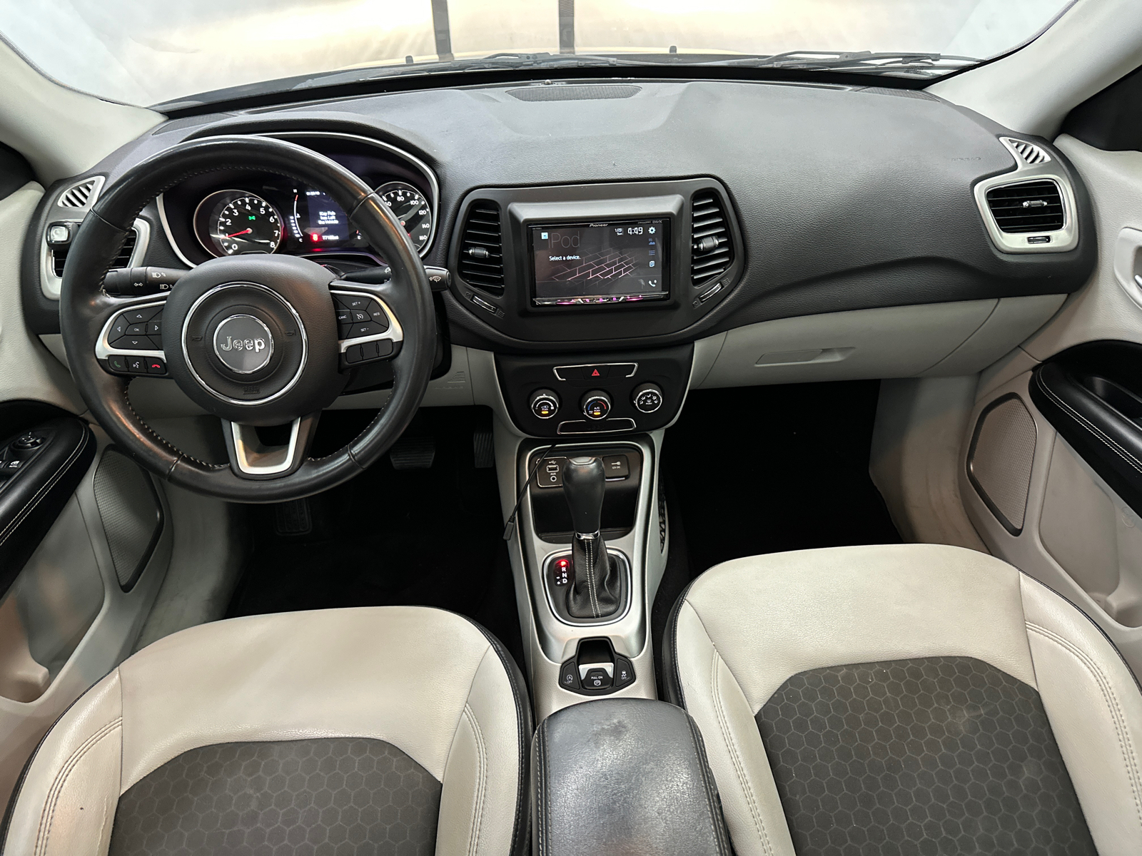 2018 Jeep Compass Latitude 22