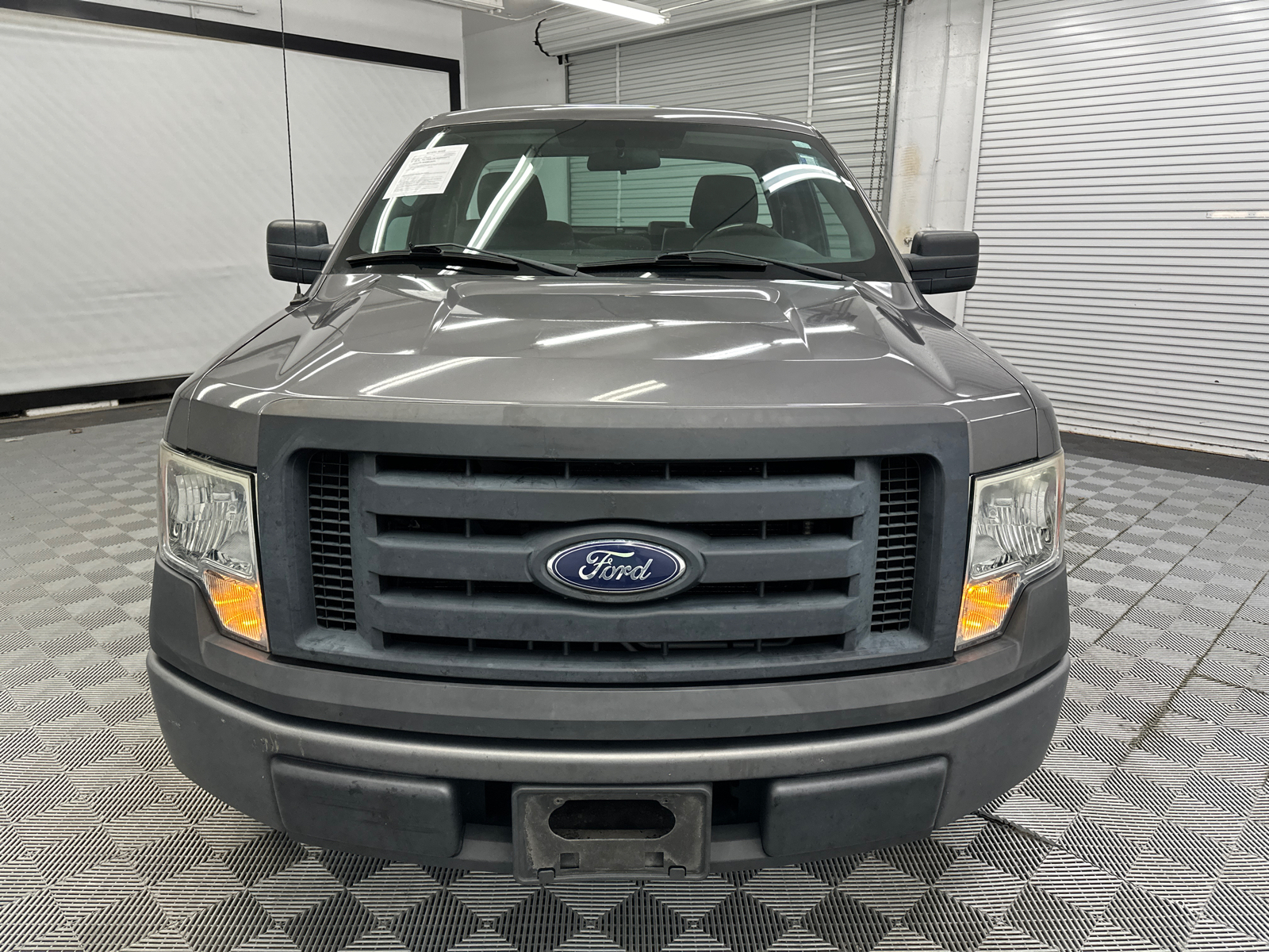 2010 Ford F-150 XL 8