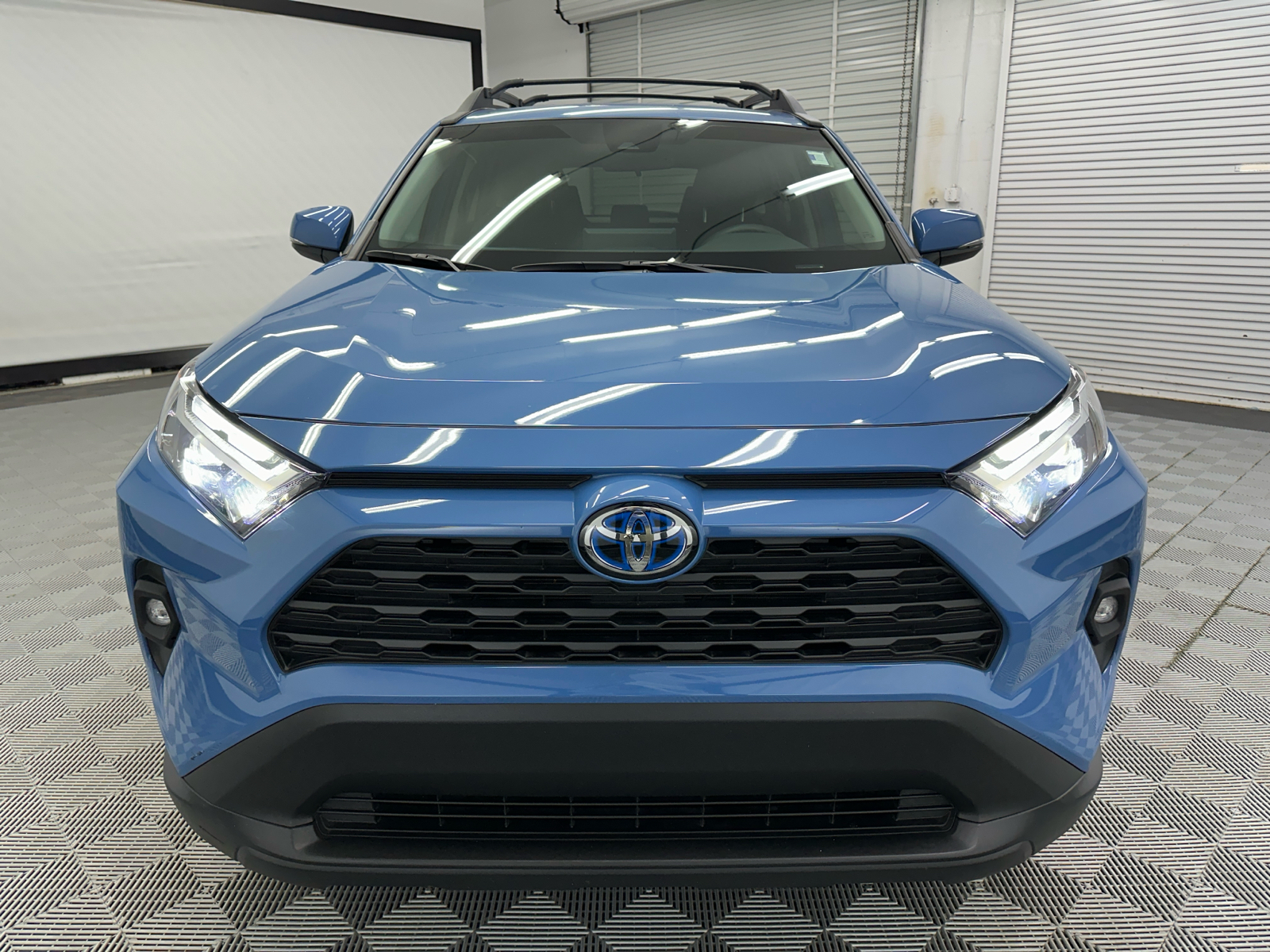 2023 Toyota RAV4 Hybrid Woodland Edition 8