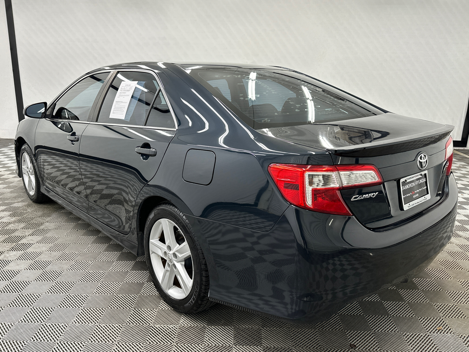 2014 Toyota Camry L 3