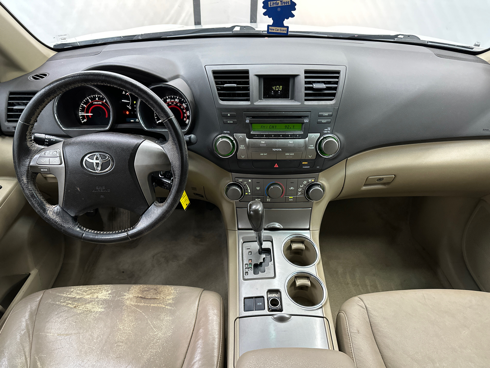 2010 Toyota Highlander Base 23