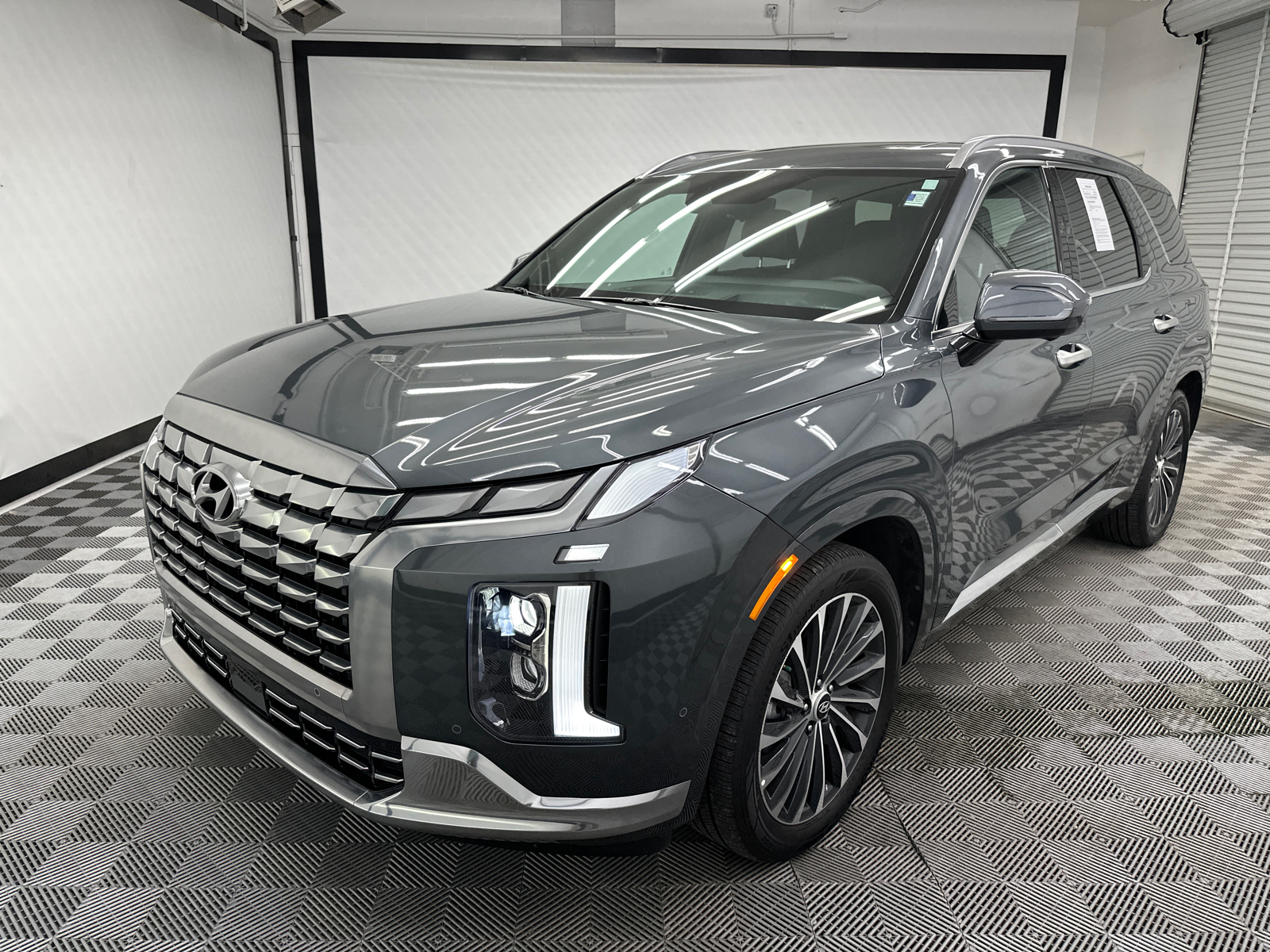 2023 Hyundai Palisade Calligraphy 1