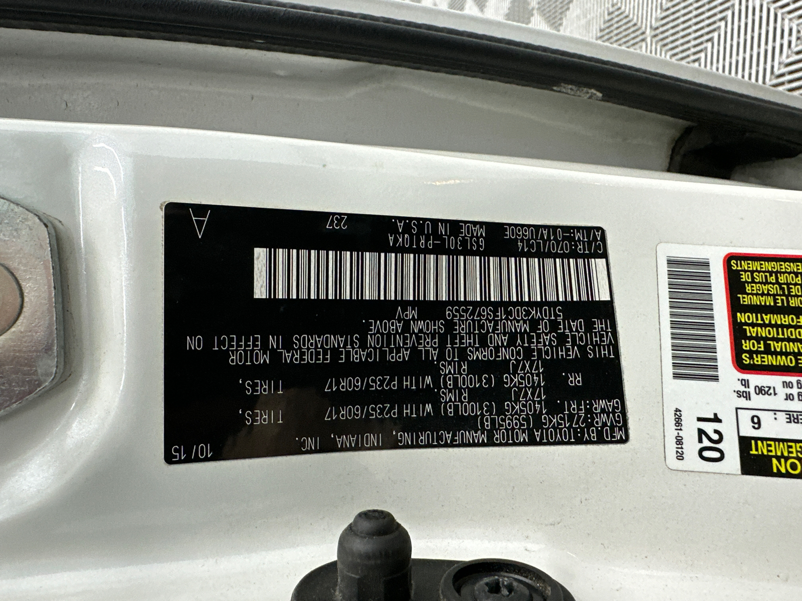 2015 Toyota Sienna XLE 37