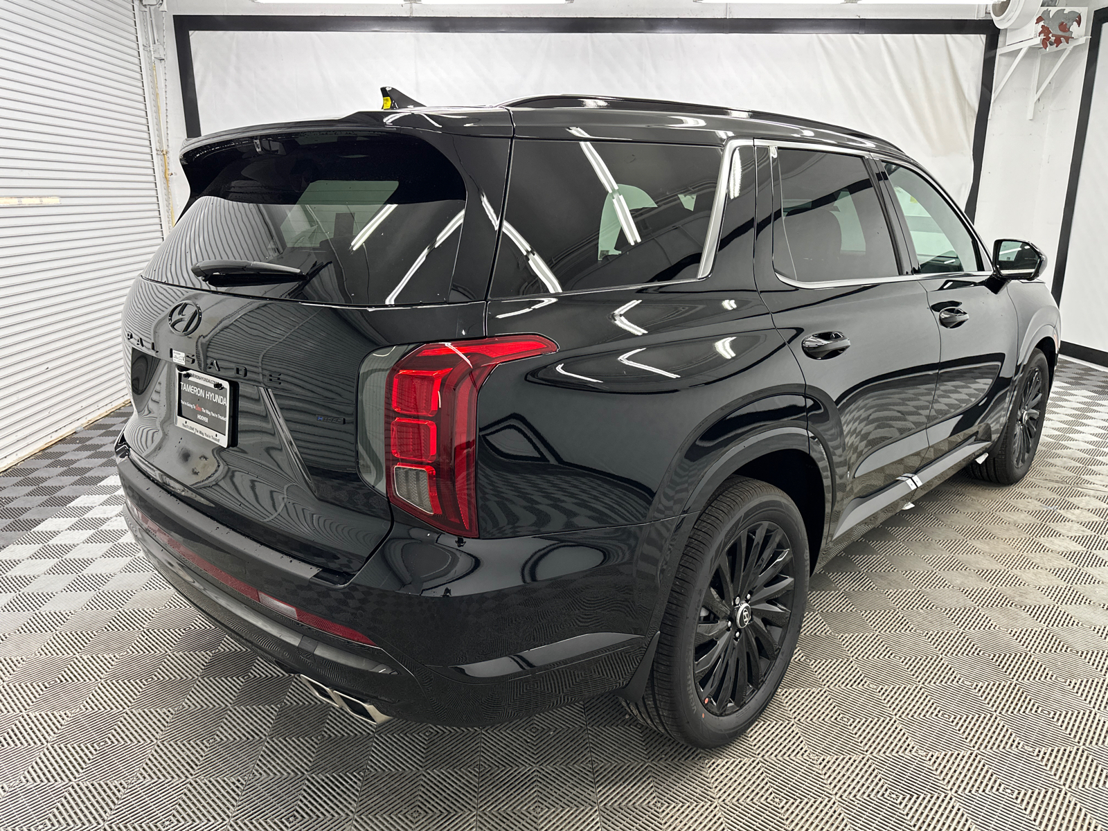 2025 Hyundai Palisade Calligraphy Night Edition 5