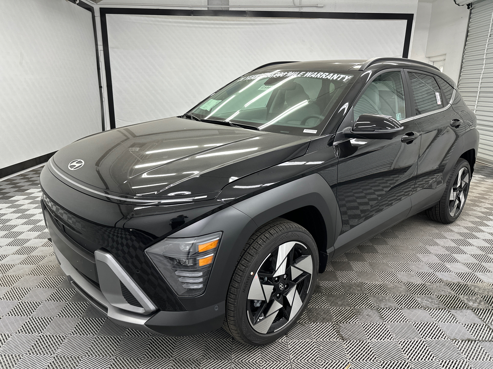 2025 Hyundai Kona Limited 1