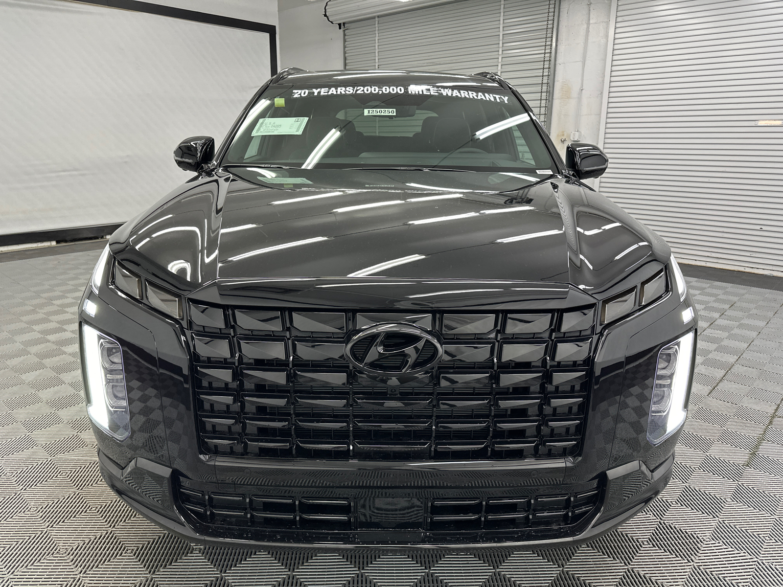 2025 Hyundai Palisade Calligraphy Night Edition 8