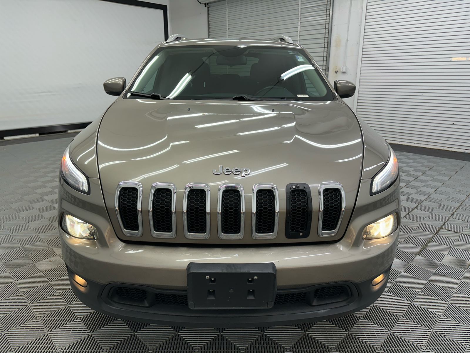 2016 Jeep Cherokee Latitude 8