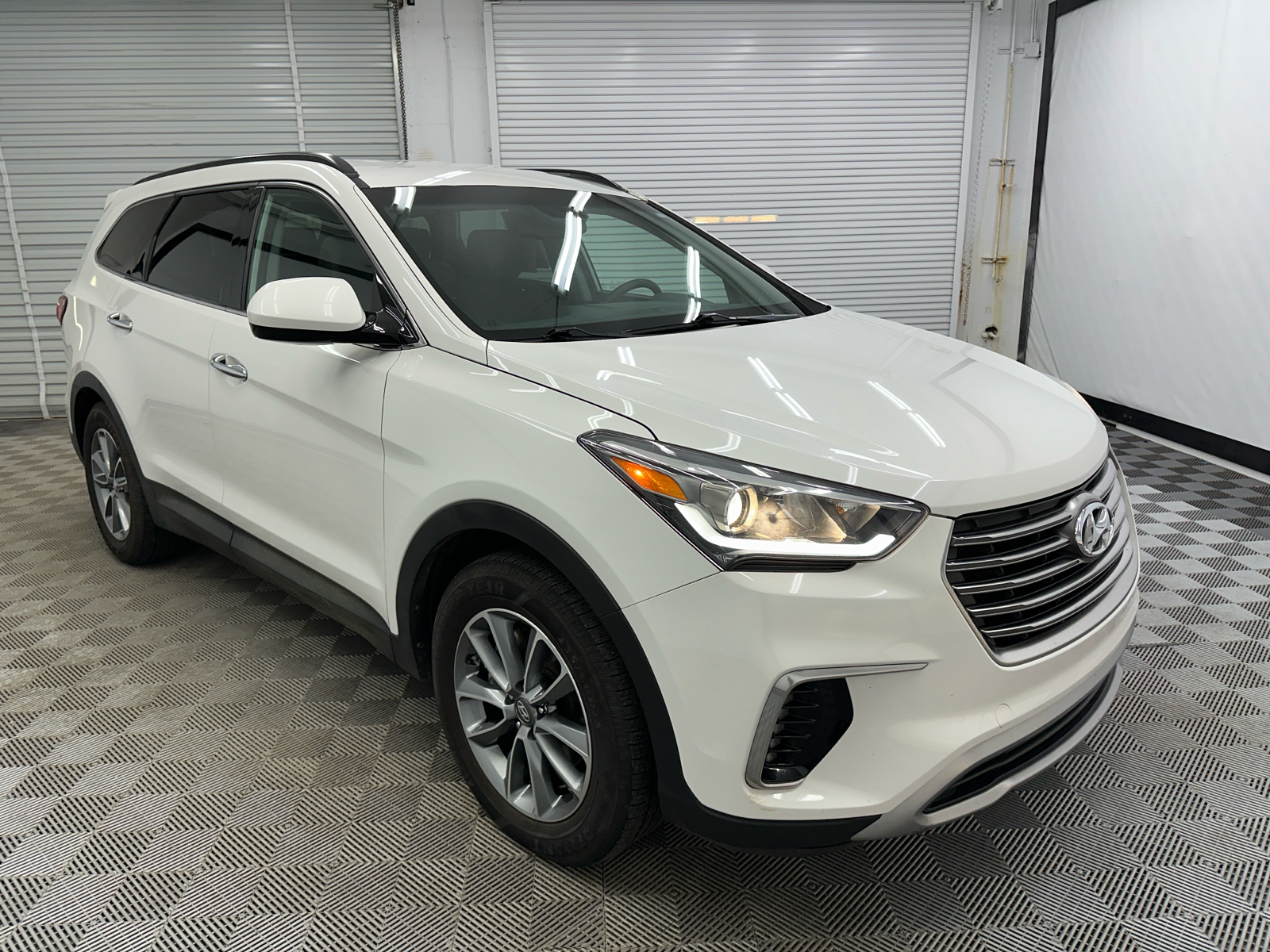 2019 Hyundai Santa Fe XL SE 7