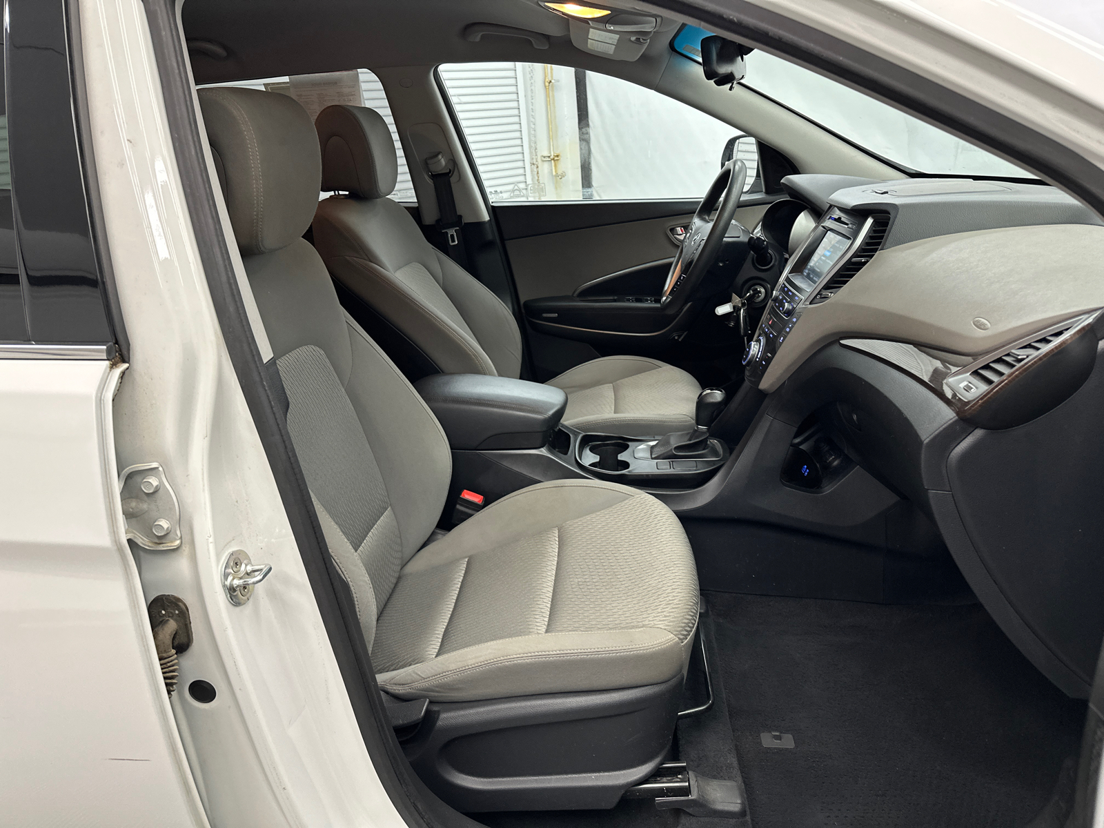 2019 Hyundai Santa Fe XL SE 14