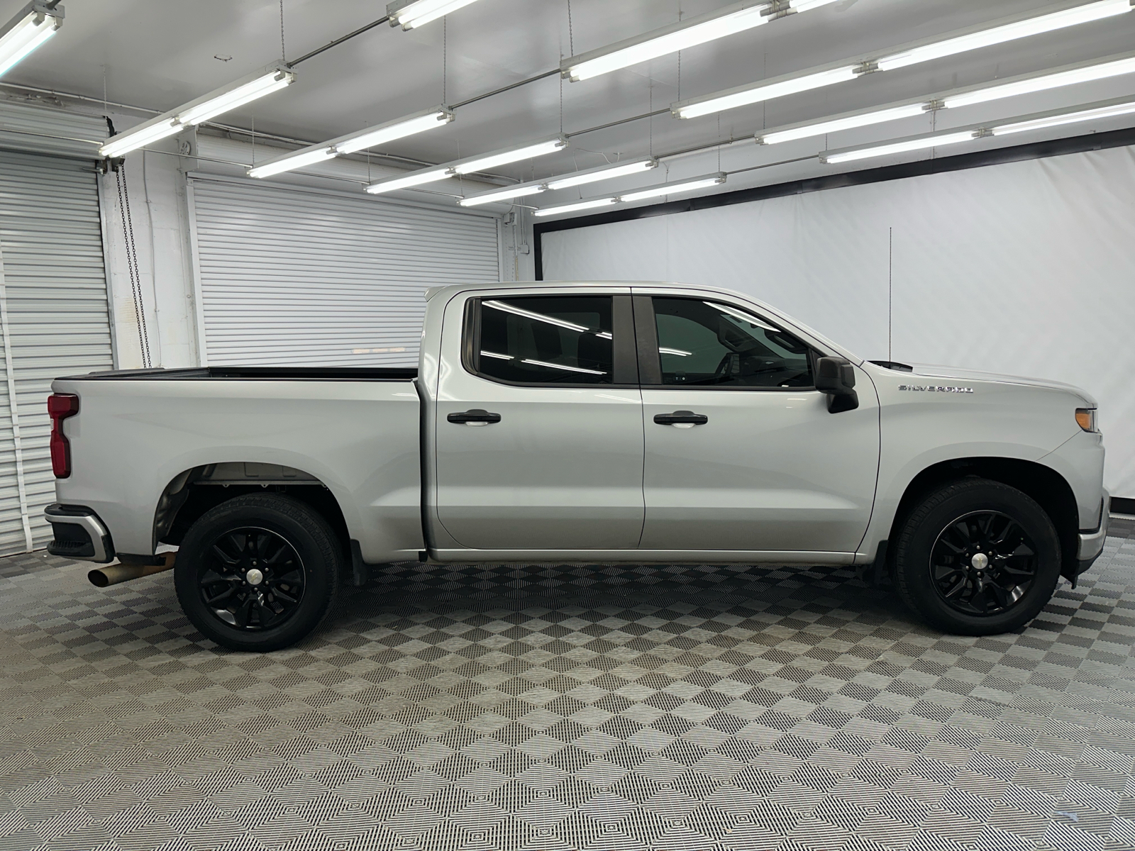 2020 Chevrolet Silverado 1500 Custom 6