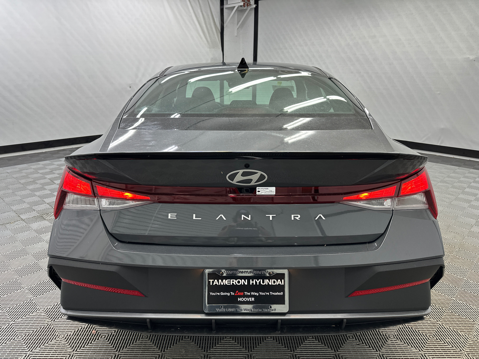 2025 Hyundai Elantra SEL 4