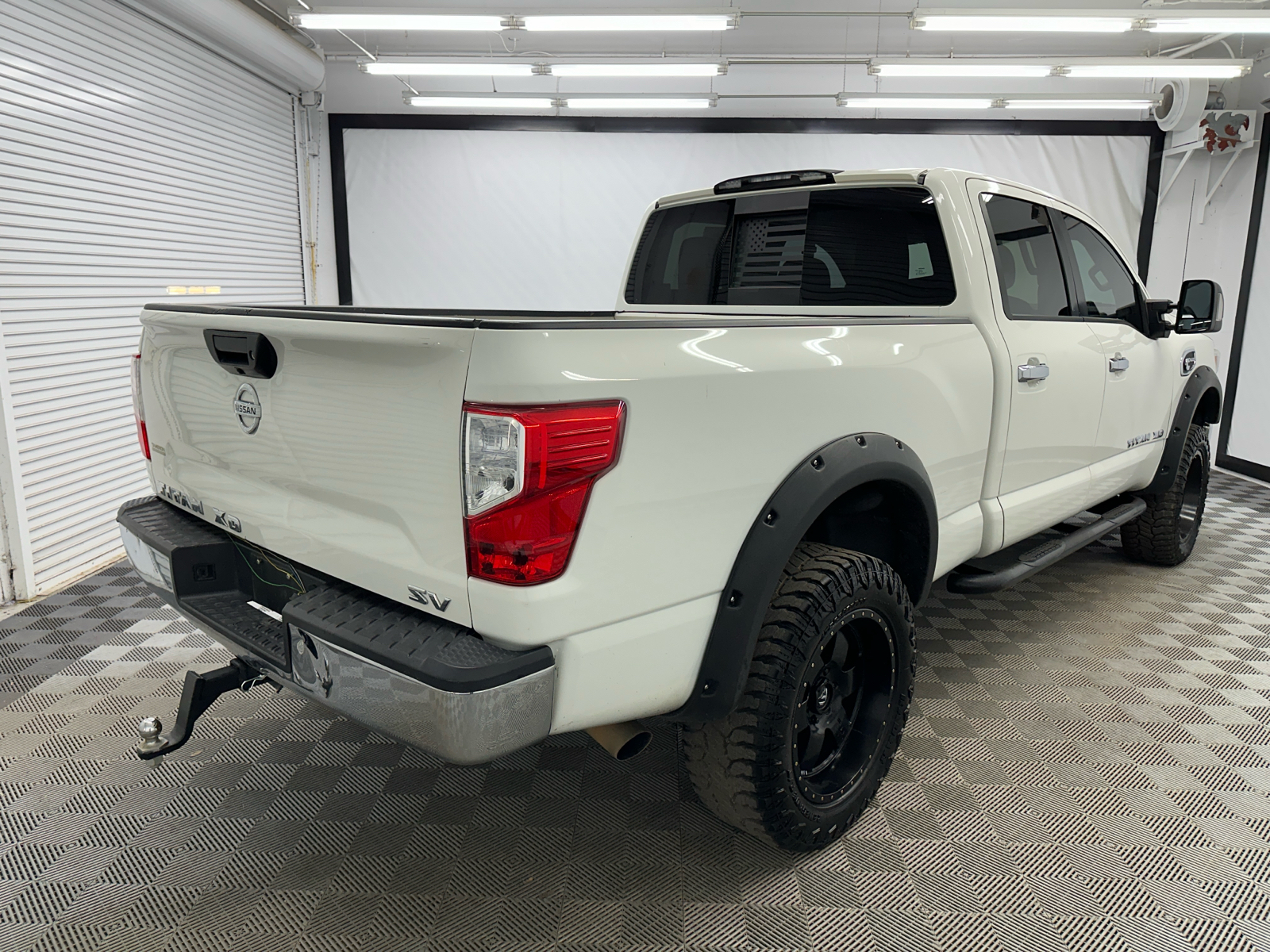 2017 Nissan Titan XD SV 5