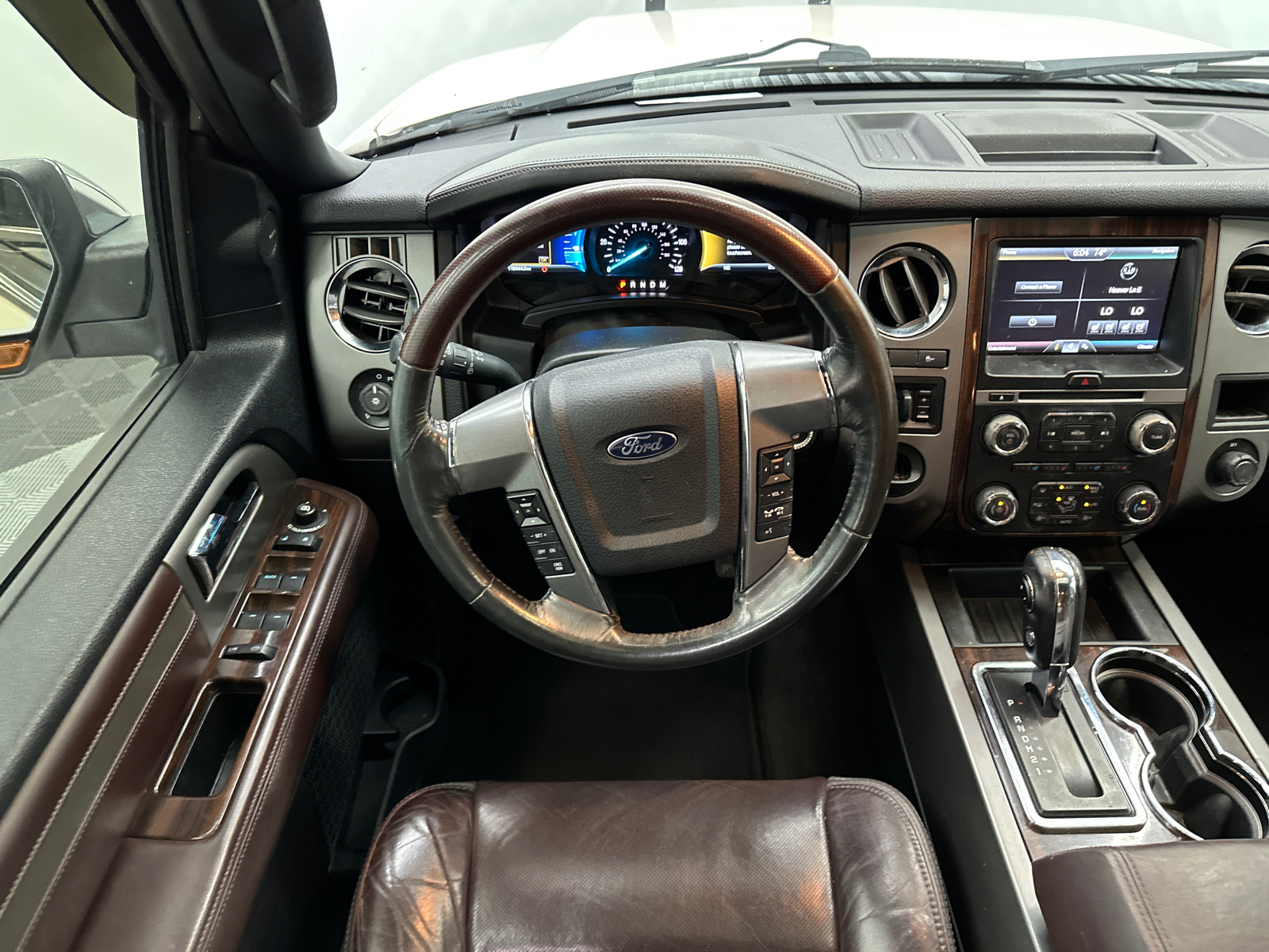 2015 Ford Expedition EL Platinum 27