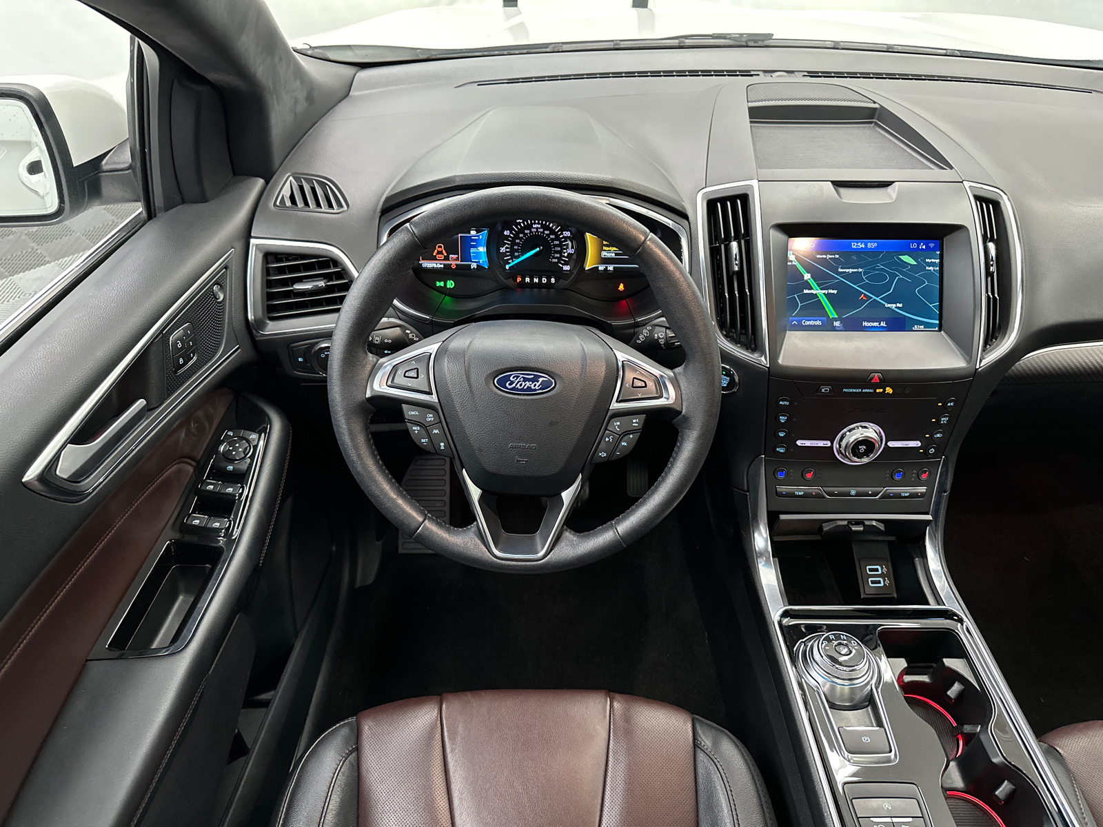 2020 Ford Edge Titanium 27