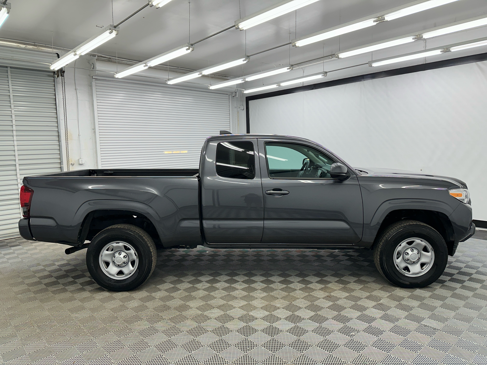 2021 Toyota Tacoma SR 6