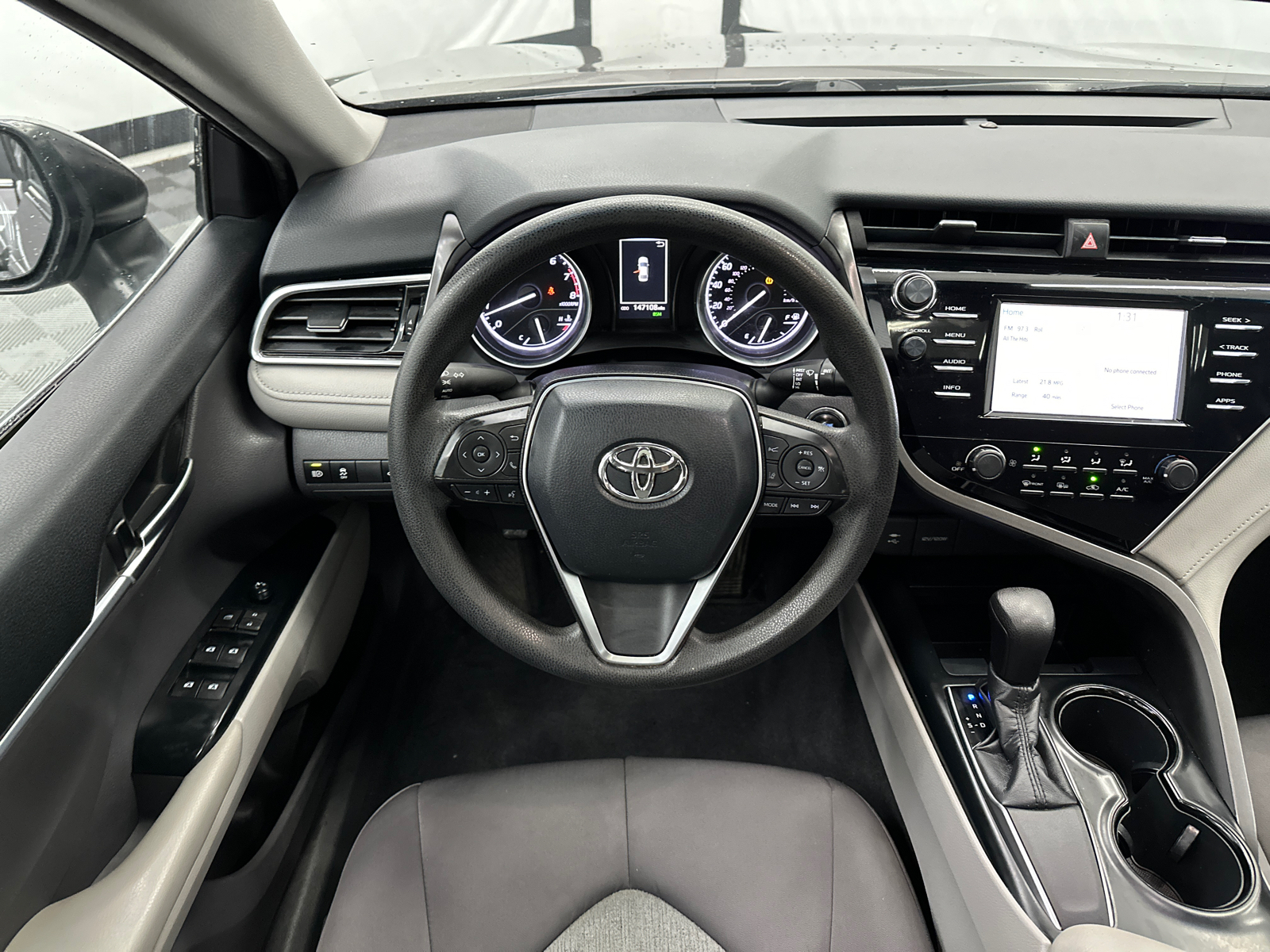 2018 Toyota Camry L 23