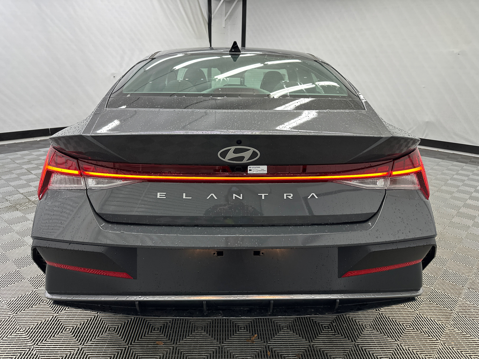 2025 Hyundai Elantra SEL 4