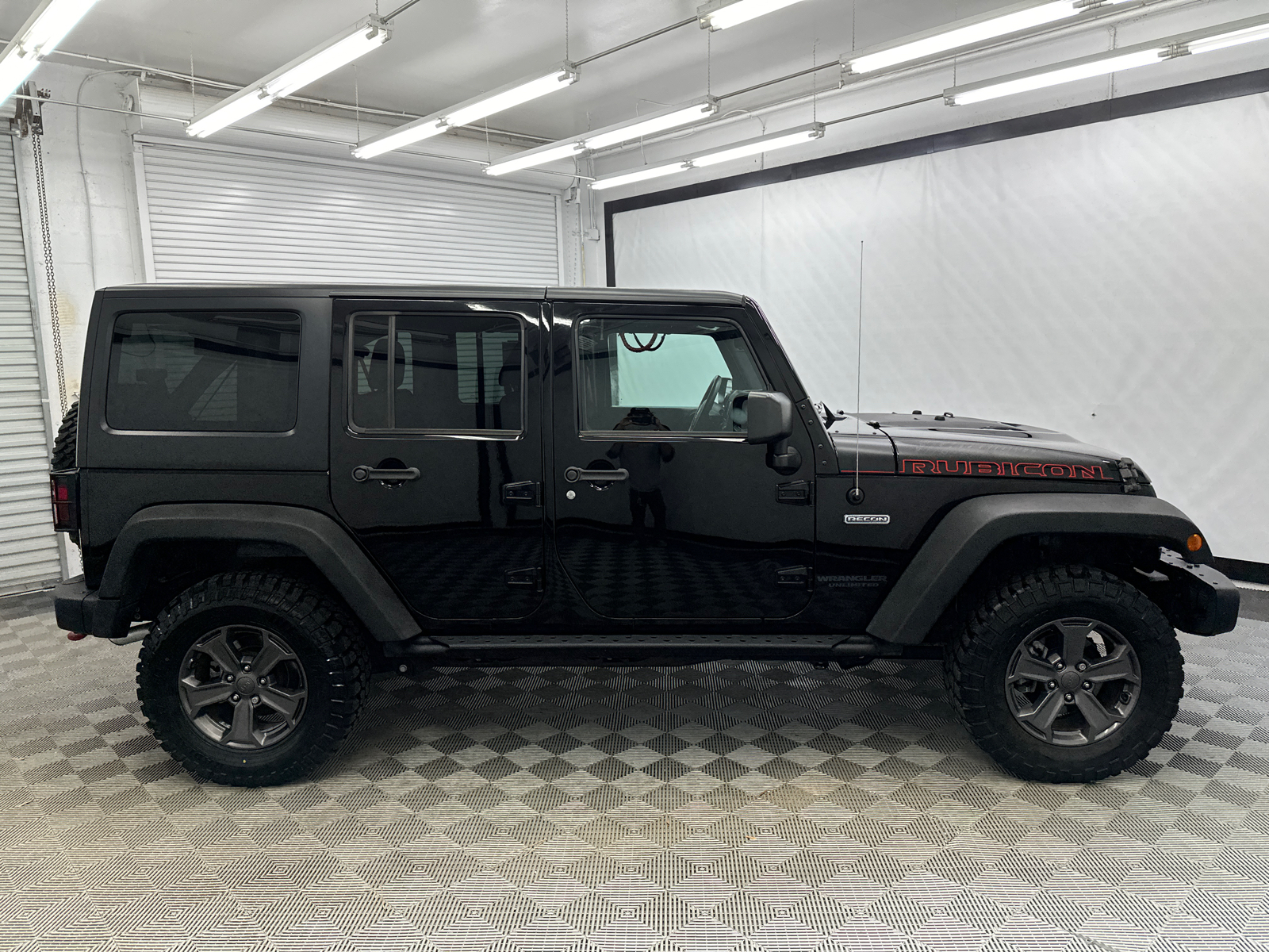 2017 Jeep Wrangler Unlimited Rubicon Recon 6