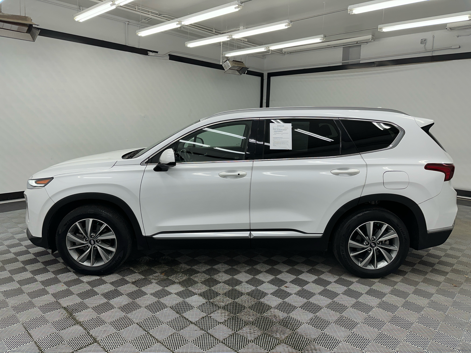 2020 Hyundai Santa Fe SEL 2