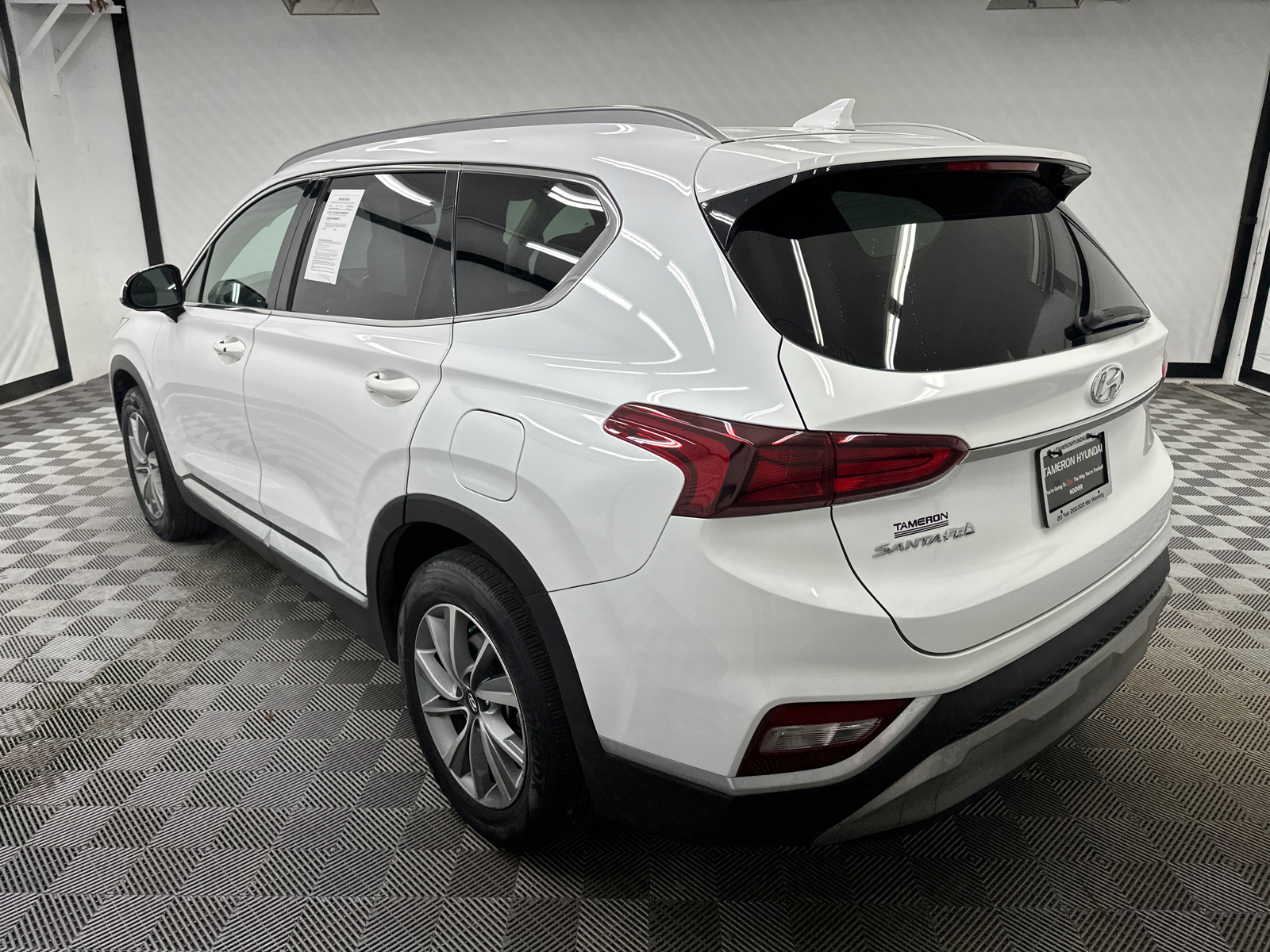 2020 Hyundai Santa Fe SEL 3