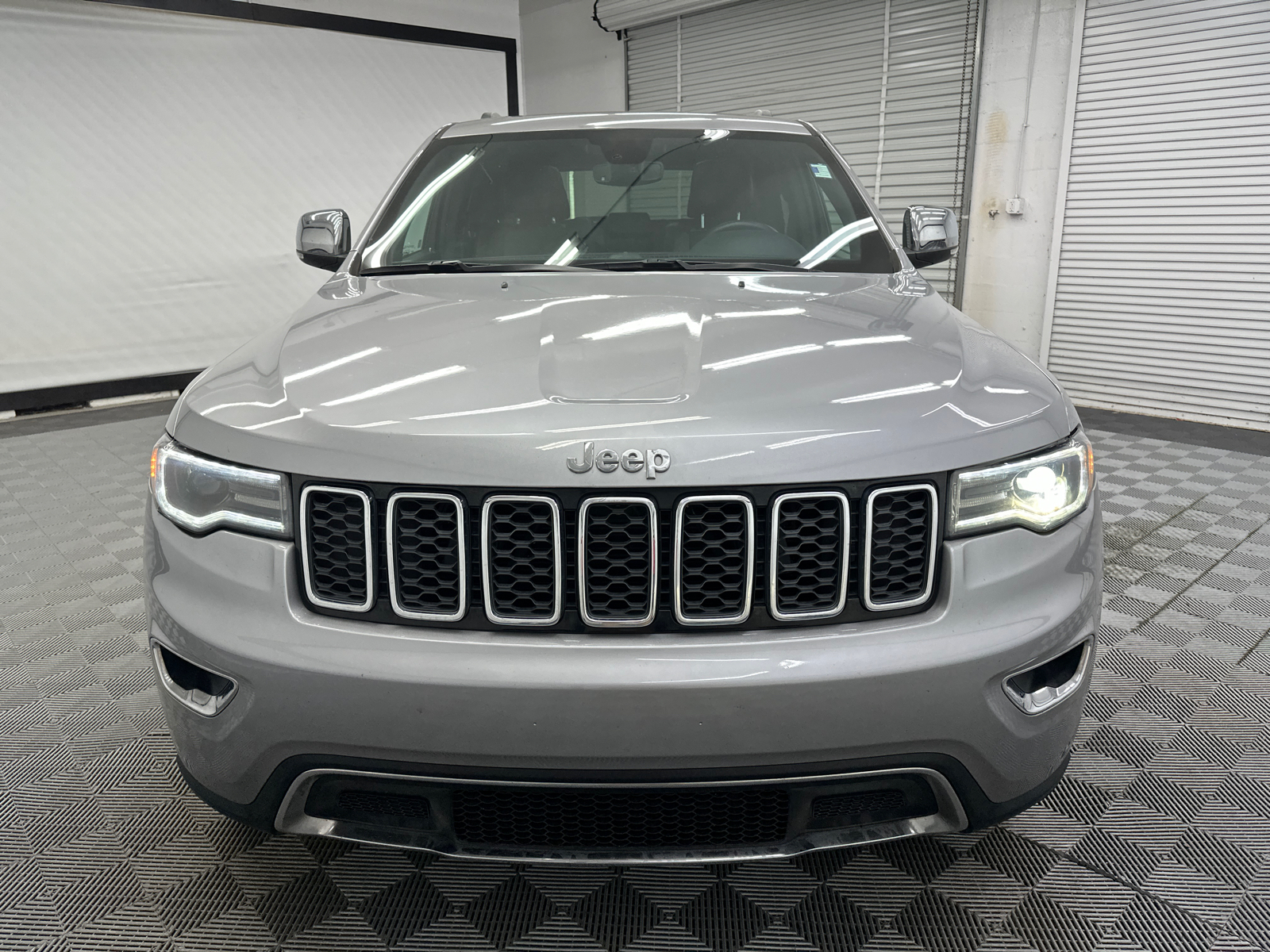 2019 Jeep Grand Cherokee Limited 8