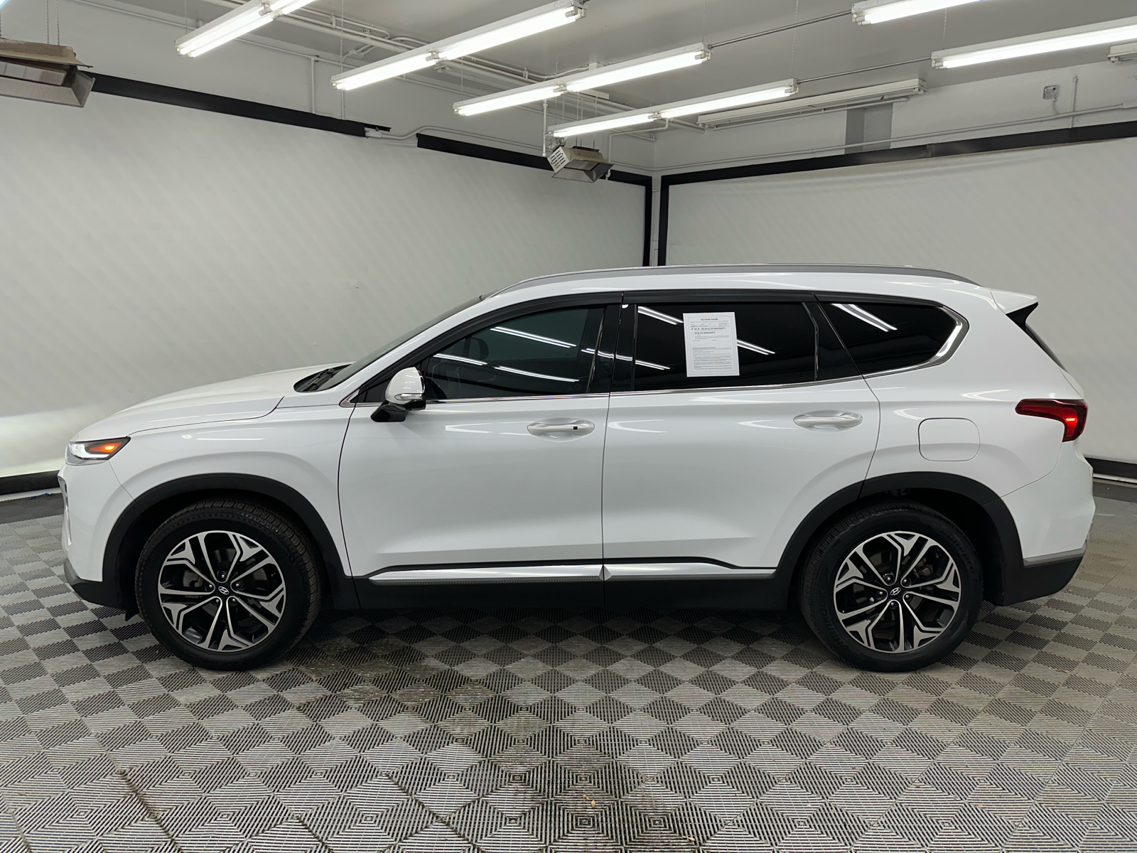 2019 Hyundai Santa Fe Ultimate 2