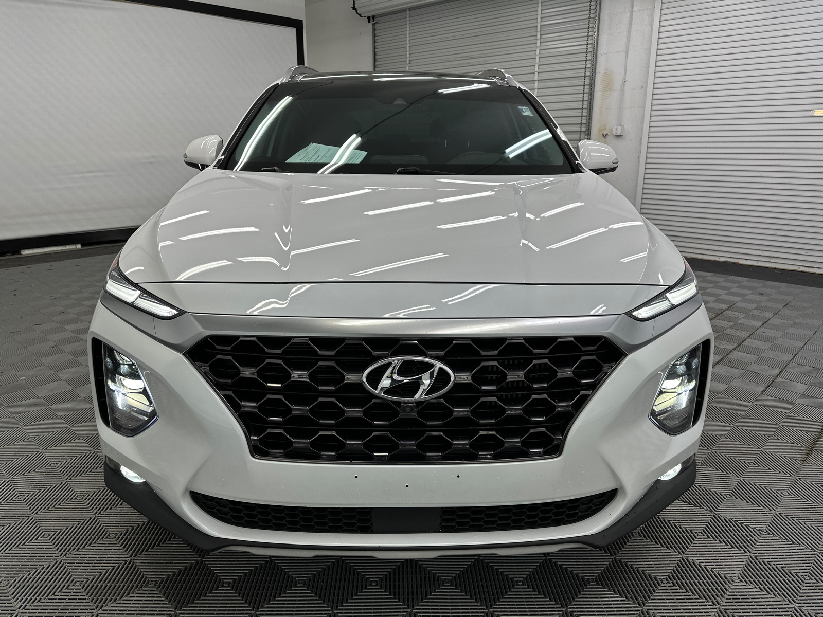 2019 Hyundai Santa Fe Ultimate 8