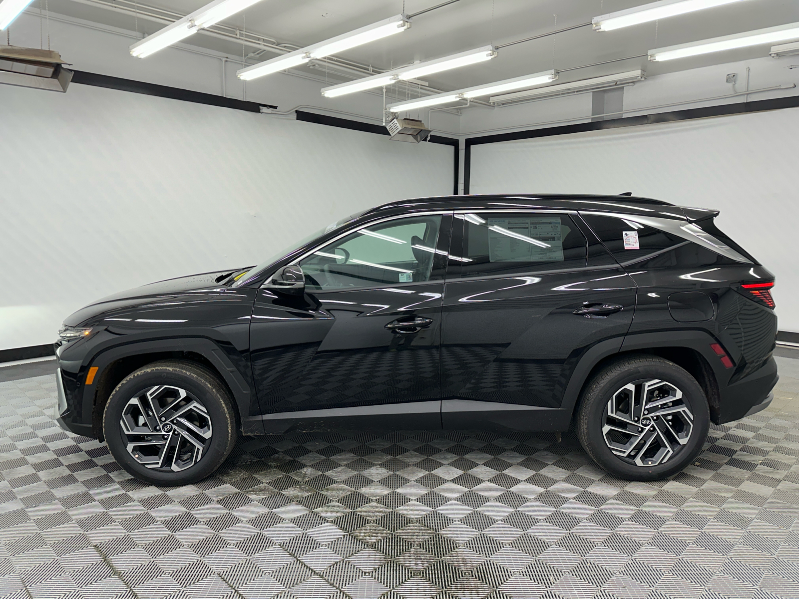 2025 Hyundai Tucson Hybrid Limited 2