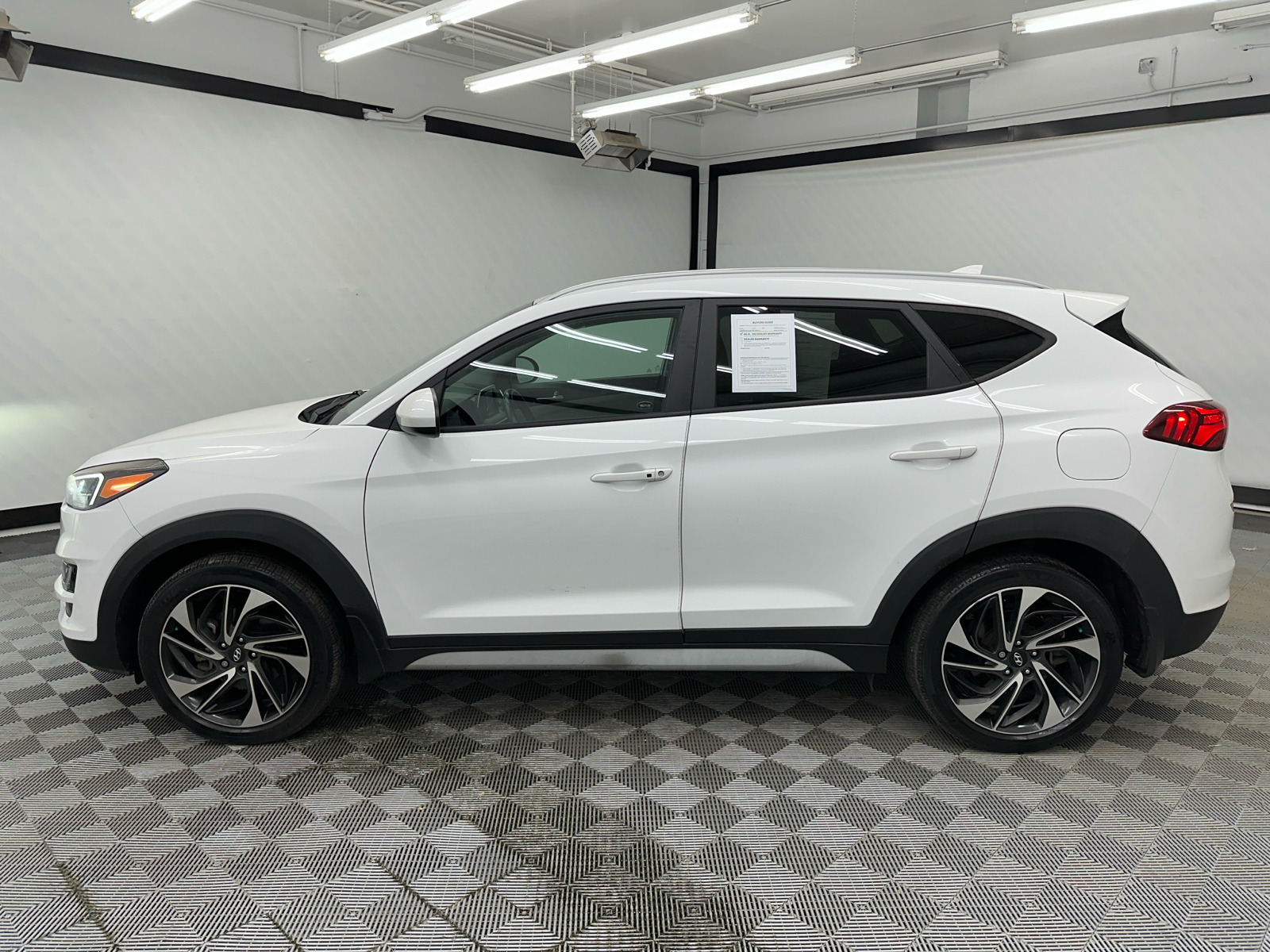 2020 Hyundai Tucson Sport 2