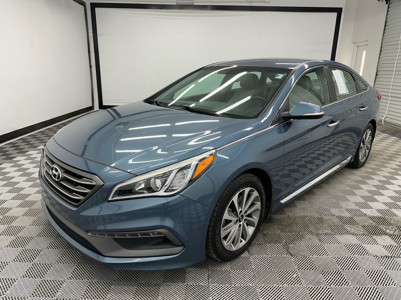 2016 Hyundai Sonata Base 1