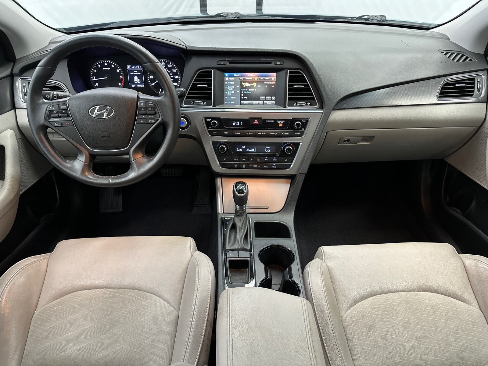 2016 Hyundai Sonata Base 21