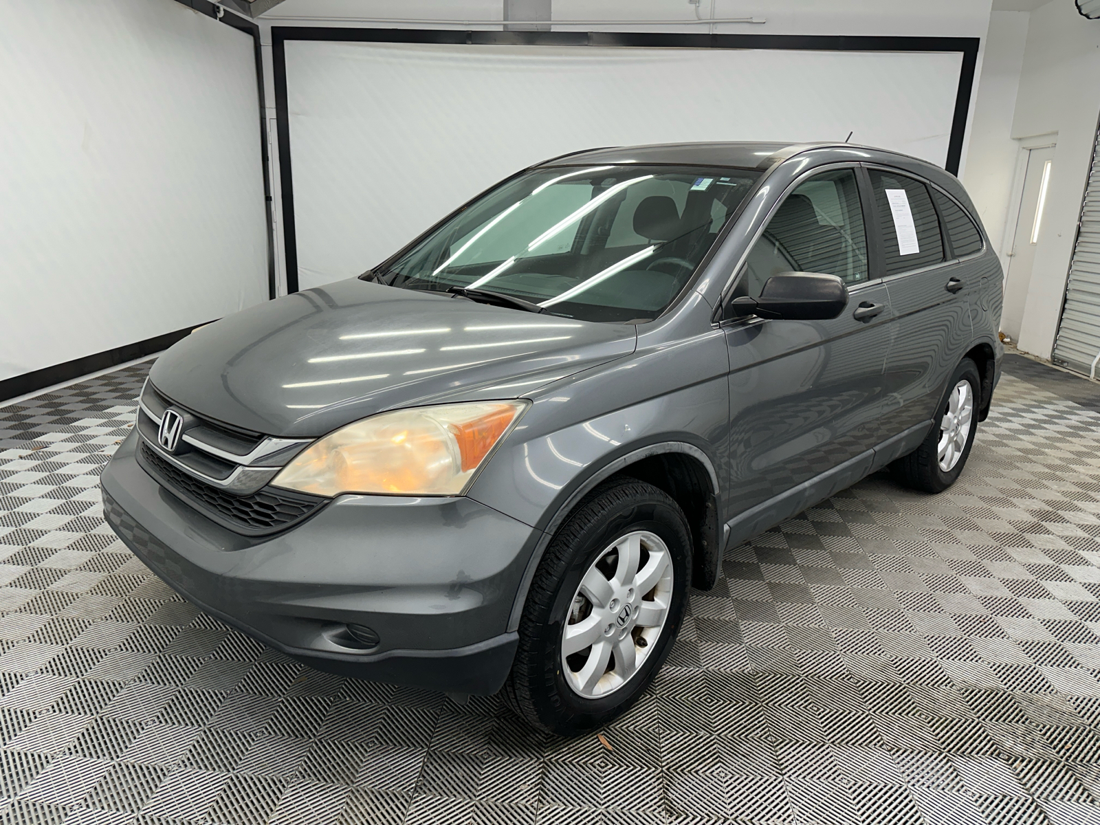 2011 Honda CR-V SE 1