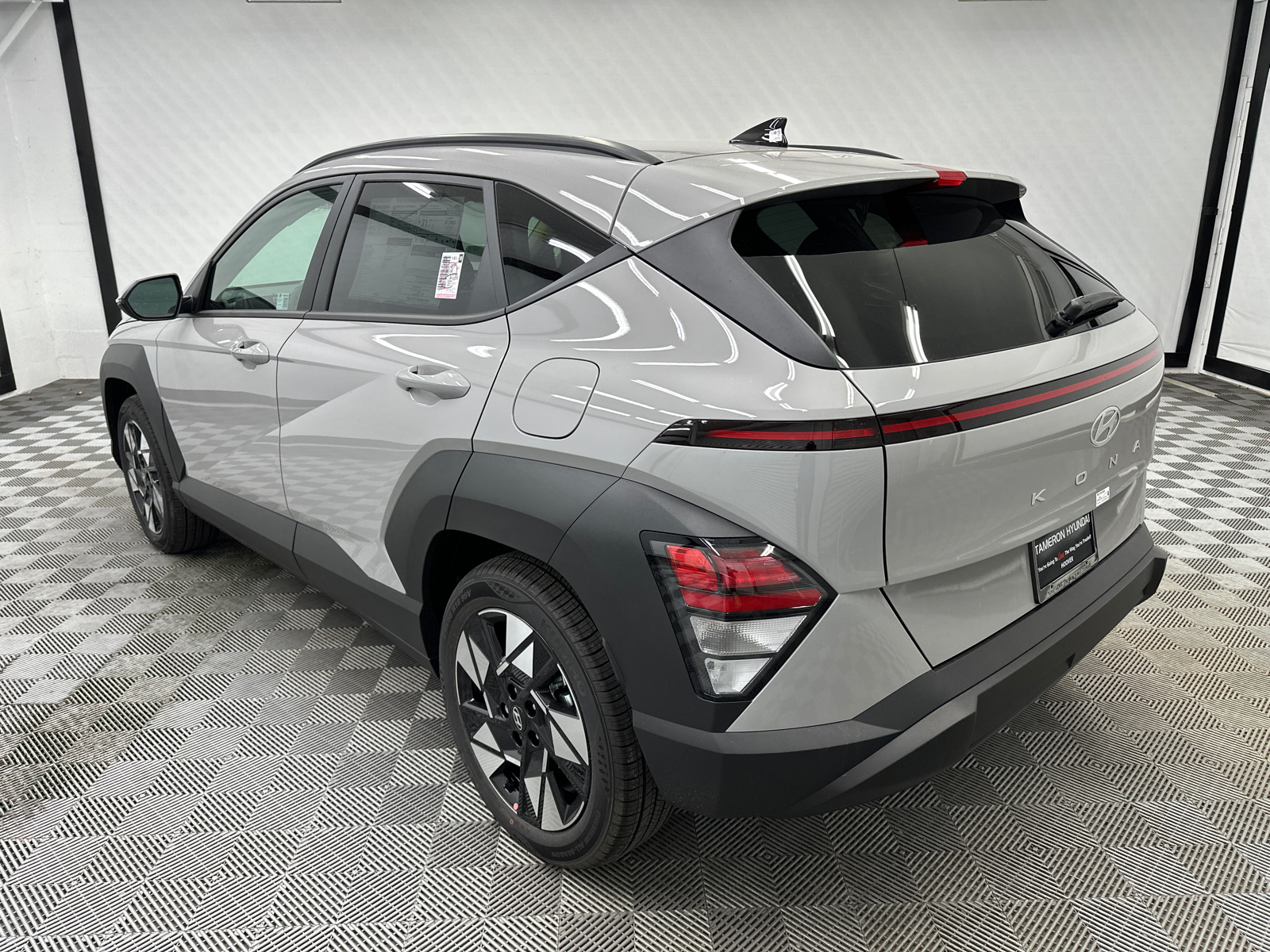 2025 Hyundai Kona SEL 3