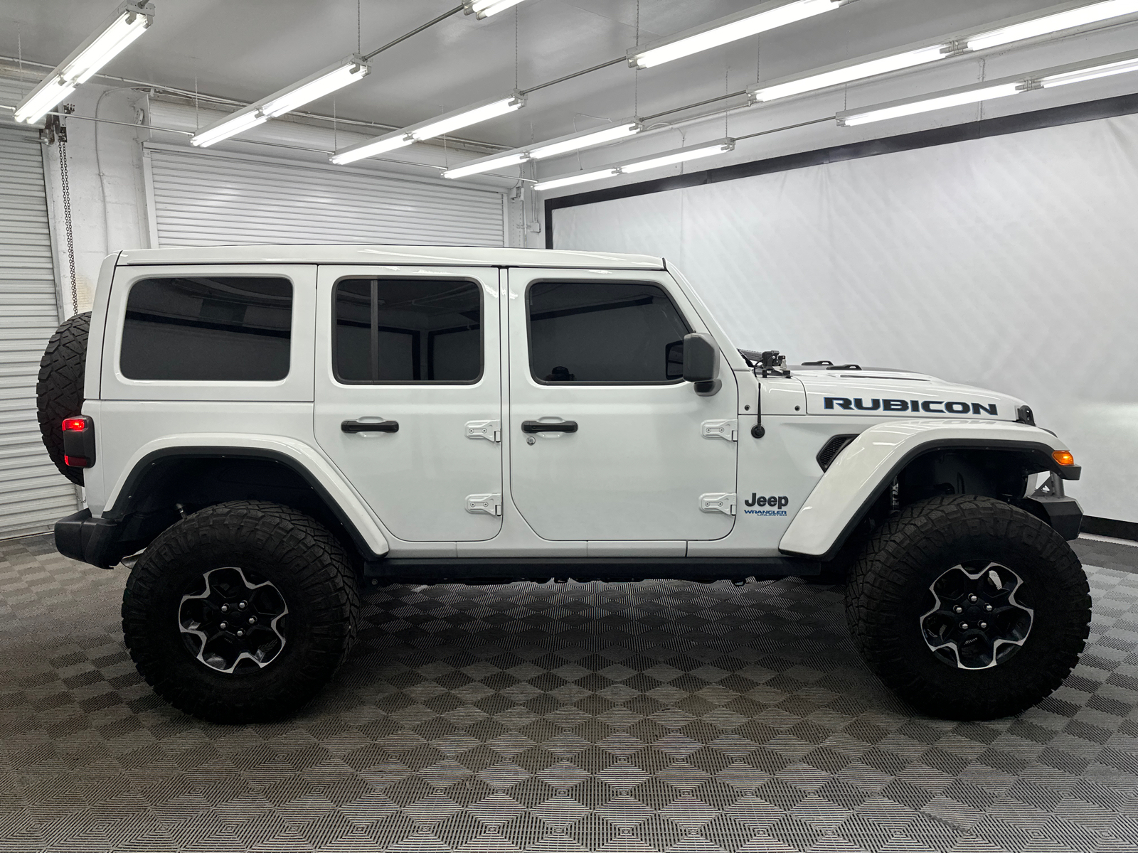 2022 Jeep Wrangler Unlimited Rubicon 4xe 6