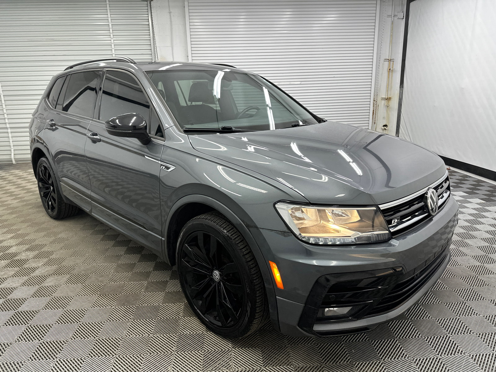 2020 Volkswagen Tiguan 2.0T SE R-Line Black 7