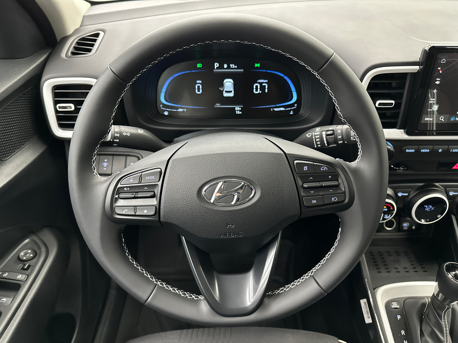 2025 Hyundai Venue Limited 24