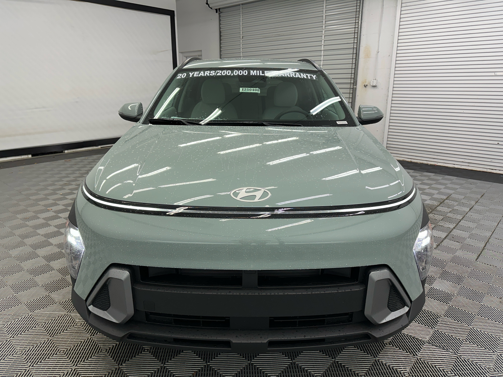 2025 Hyundai Kona SEL 8