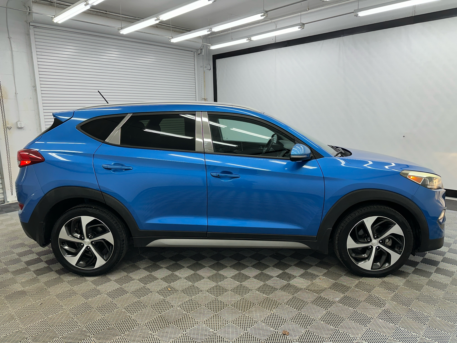 2017 Hyundai Tucson Sport 6