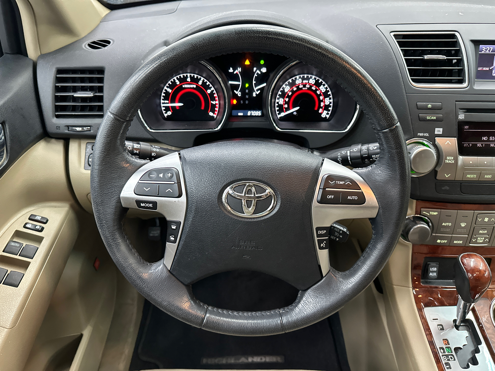 2012 Toyota Highlander Limited 27