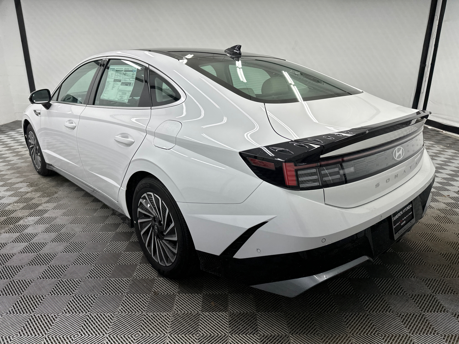 2025 Hyundai Sonata Hybrid Limited 3