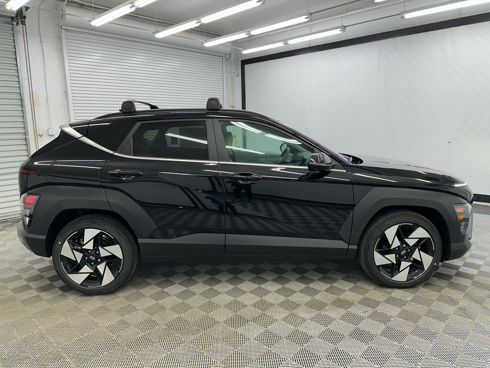 2025 Hyundai Kona Limited 6