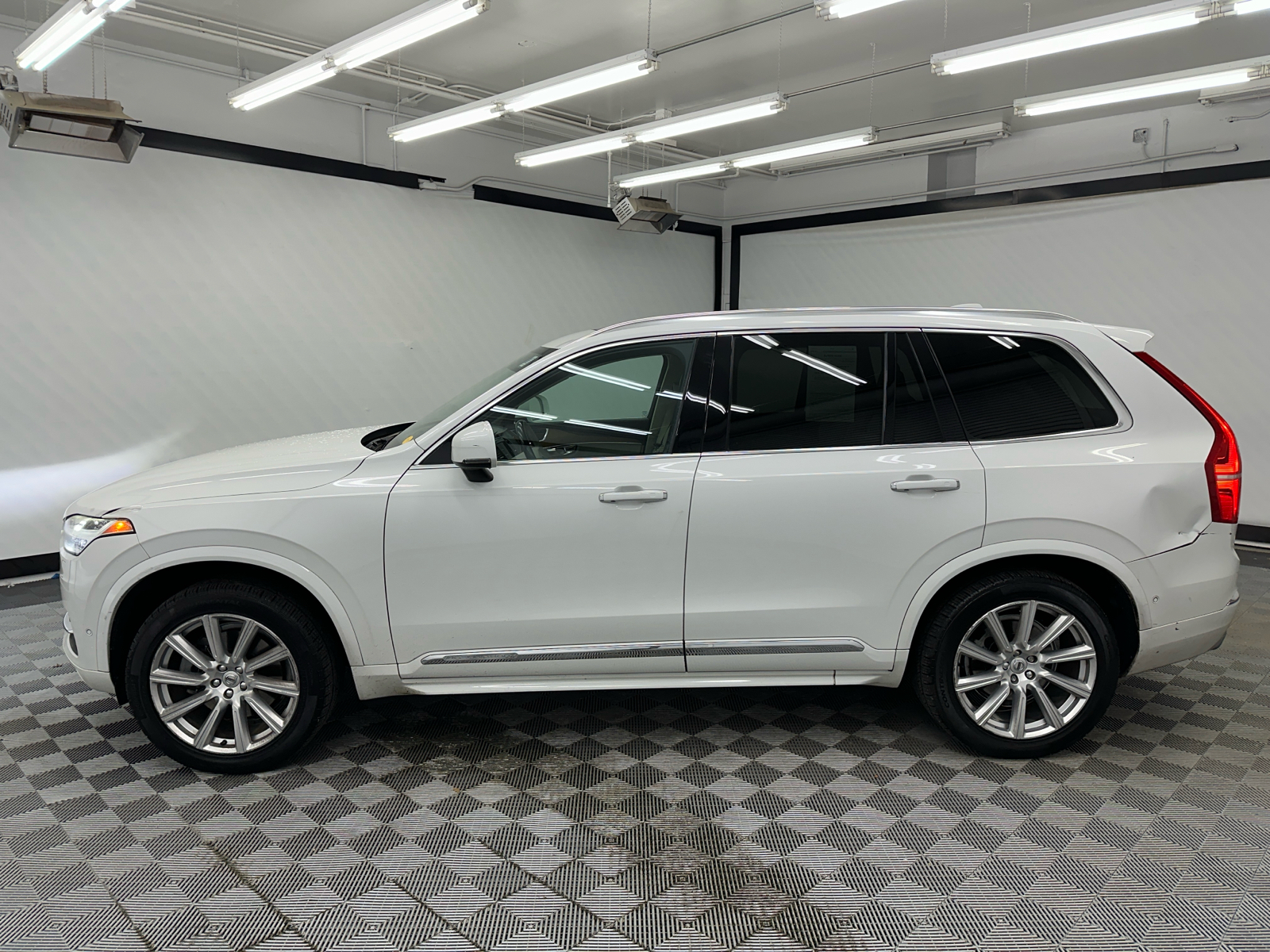 2017 Volvo XC90 T6 Inscription 2