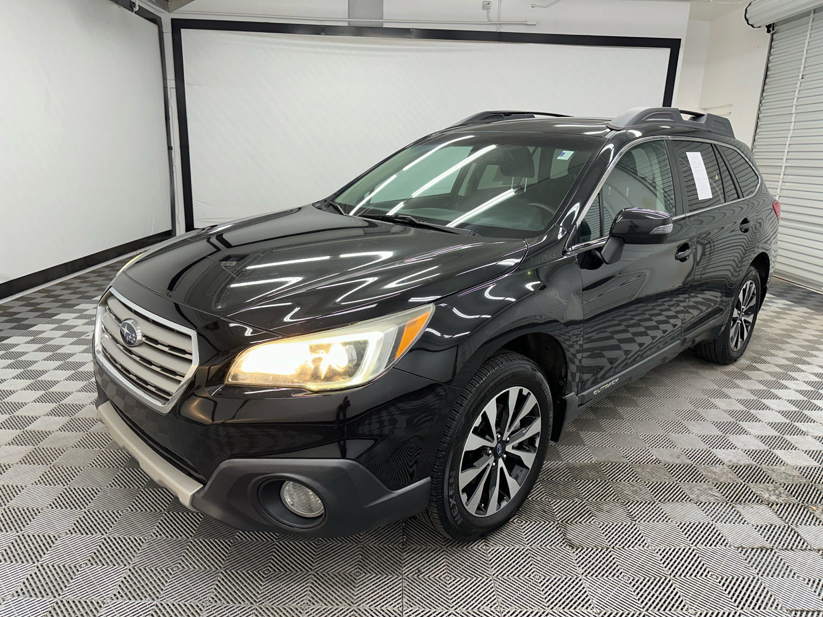 2016 Subaru Outback 2.5i 1