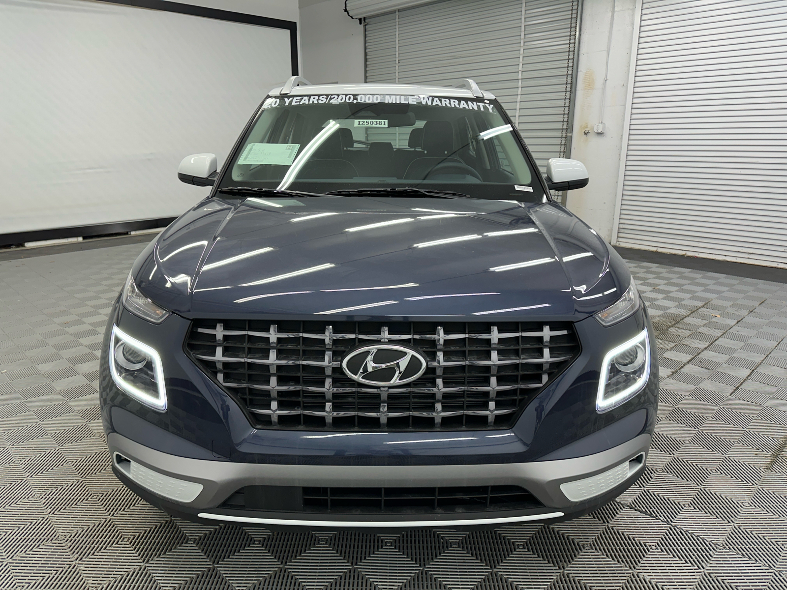 2025 Hyundai Venue Limited 8