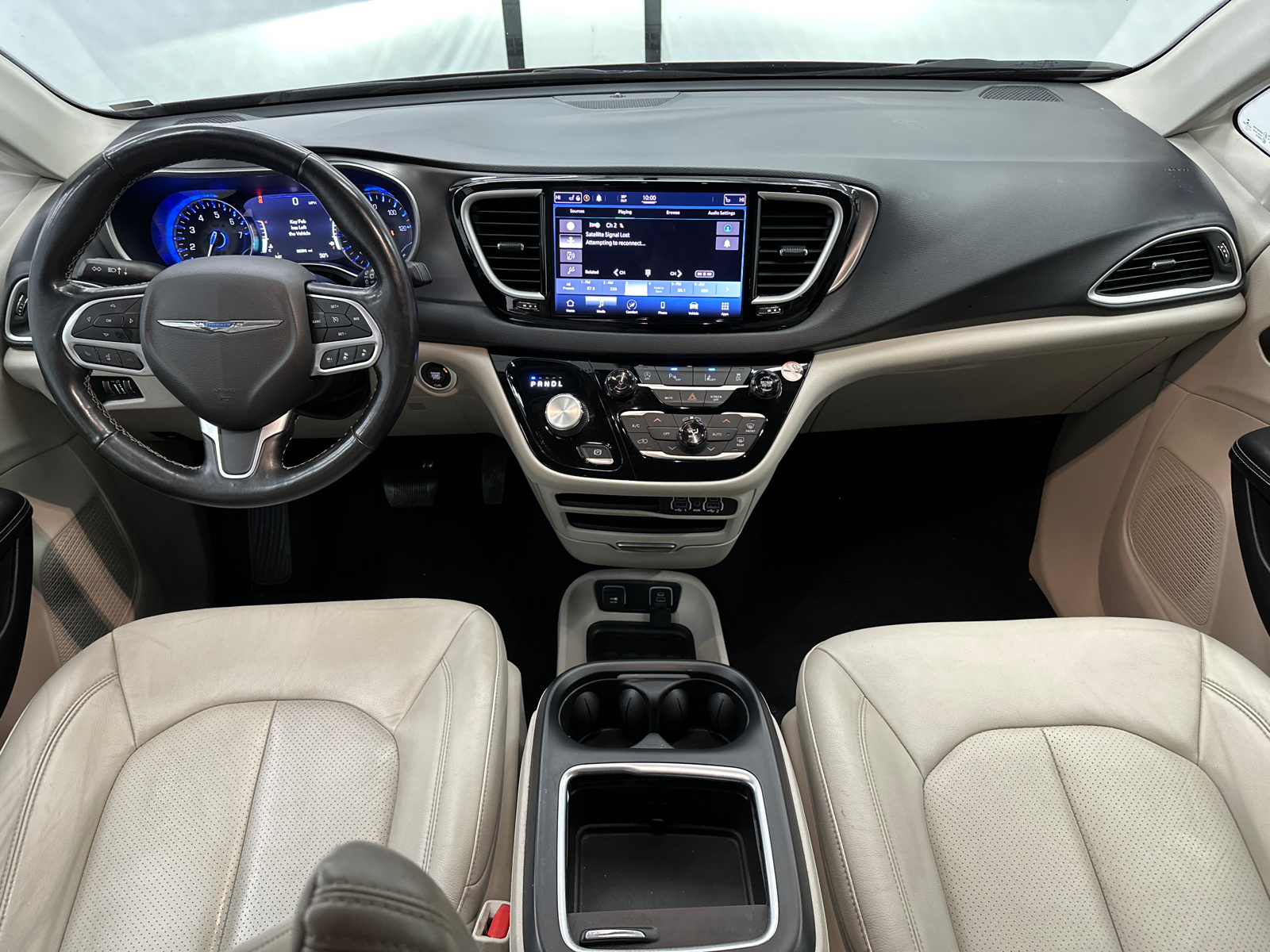 2021 Chrysler Pacifica Touring L 26