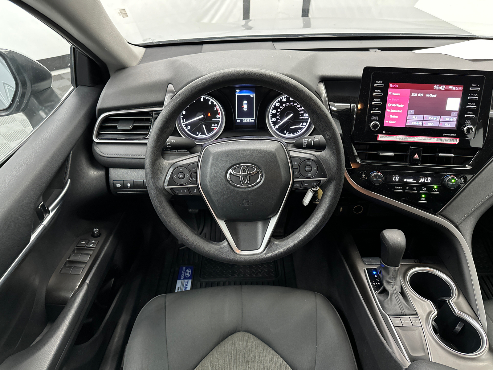 2024 Toyota Camry LE 22