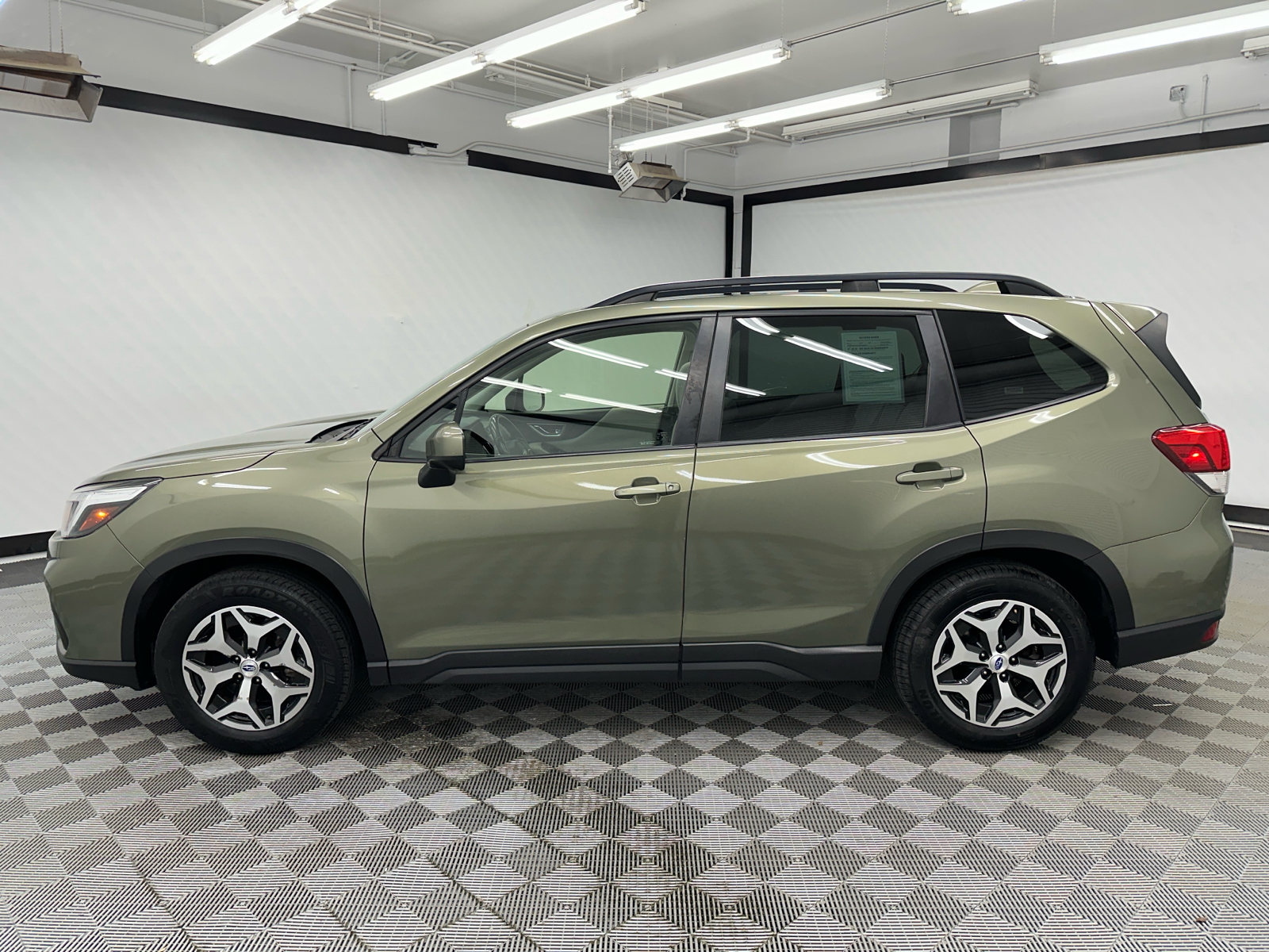 2020 Subaru Forester Premium 2