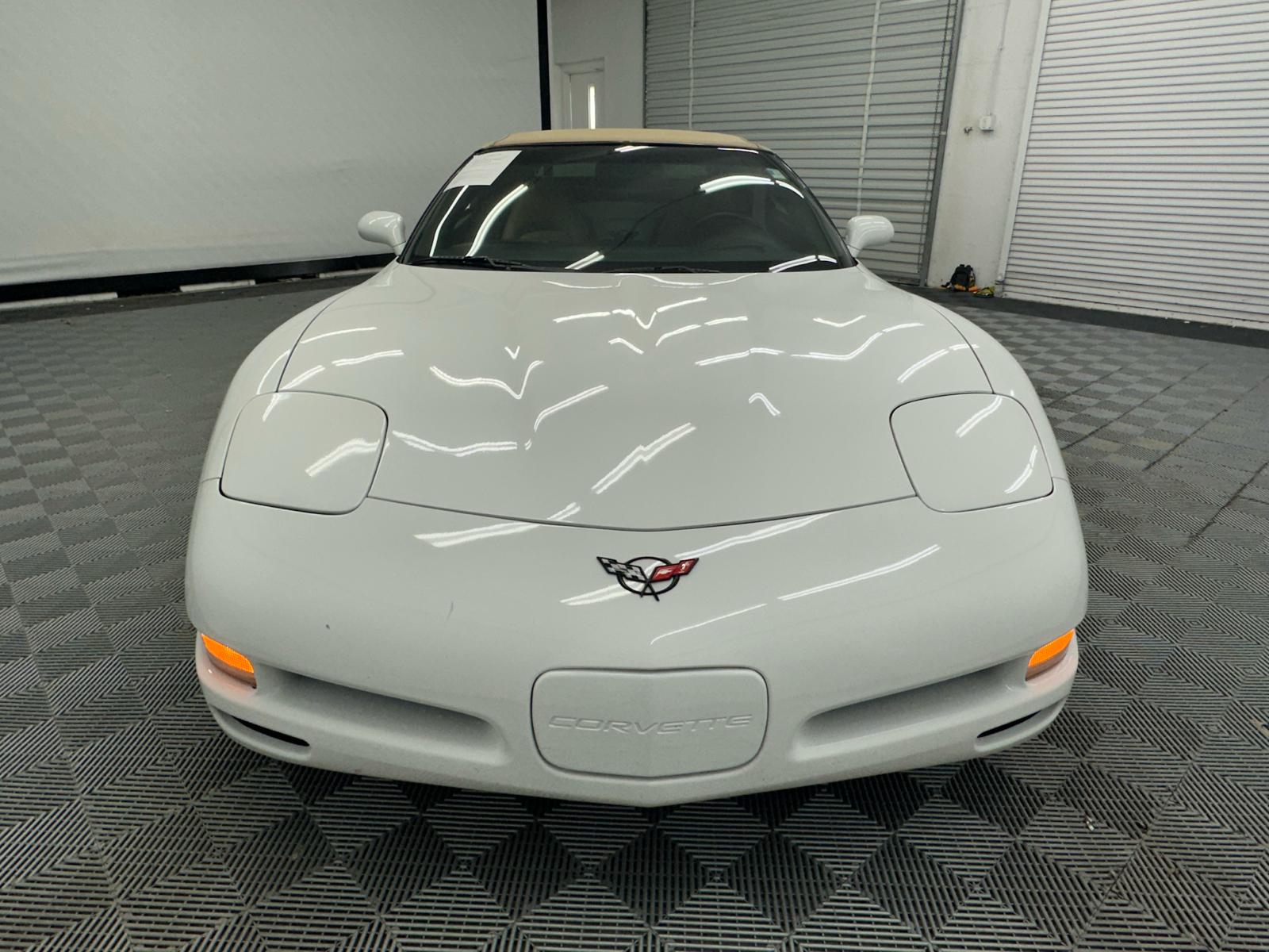 2004 Chevrolet Corvette Base 8