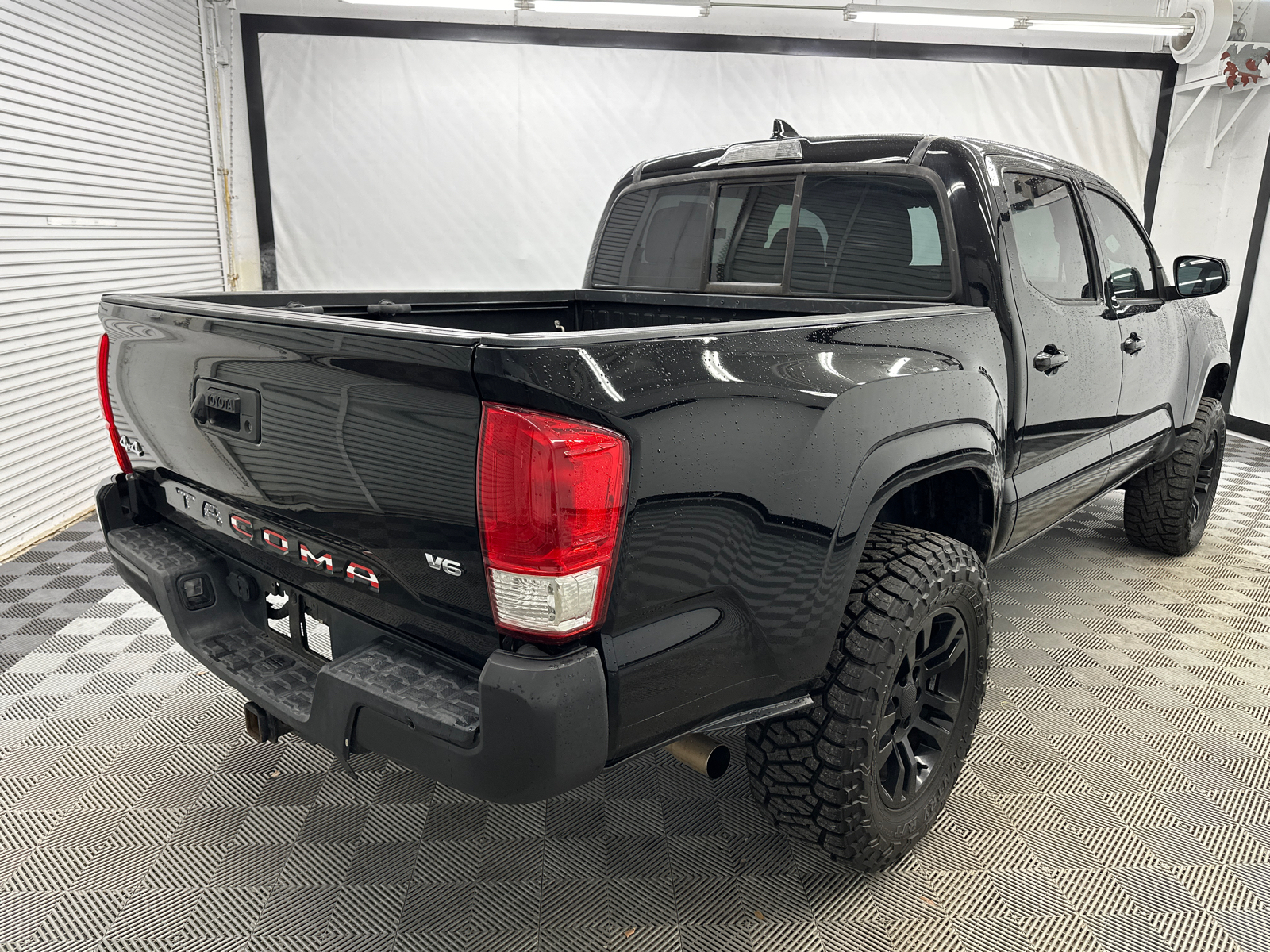 2017 Toyota Tacoma SR 5